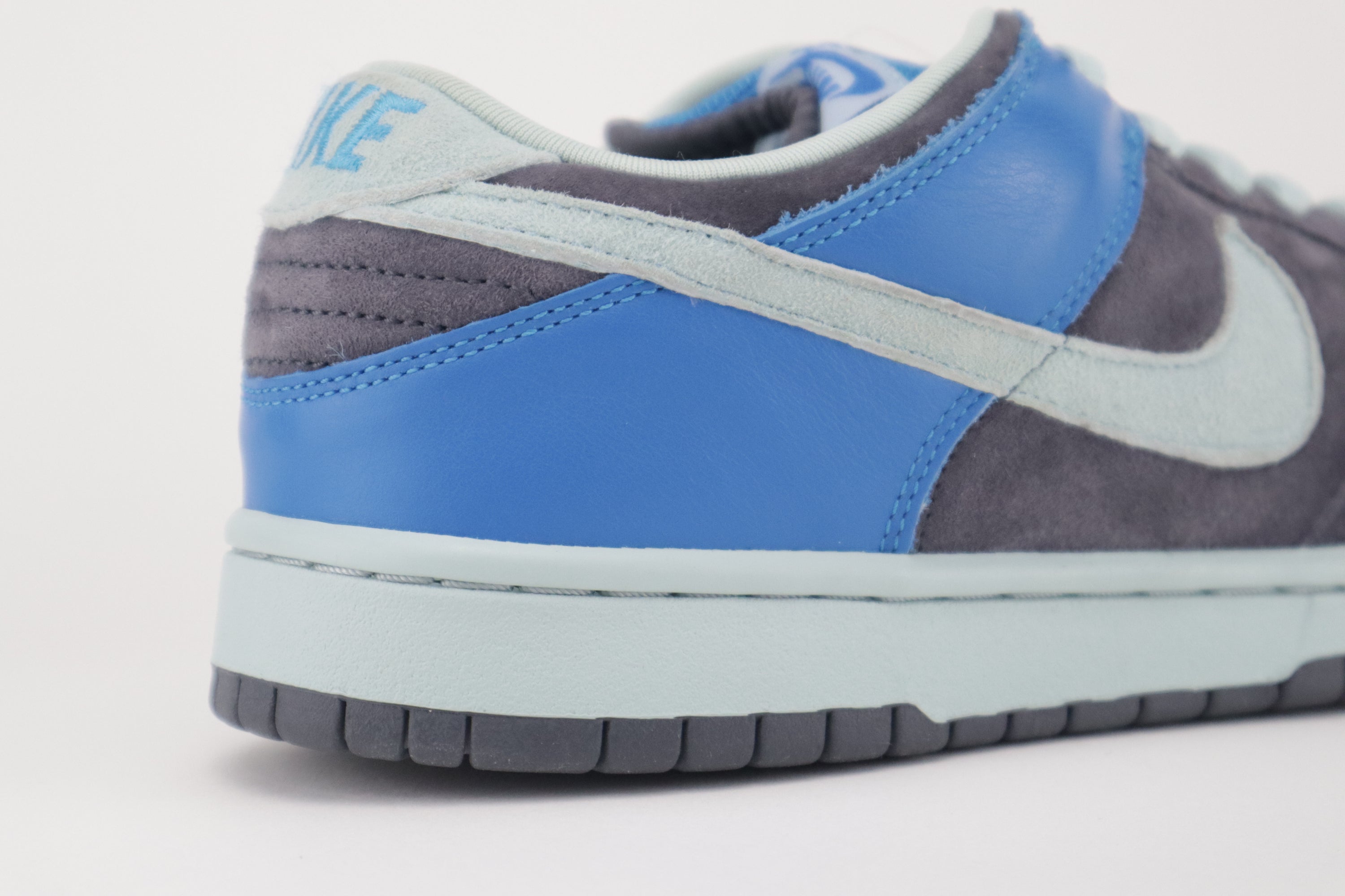 DUNK LOW PRO SB "AQUA"