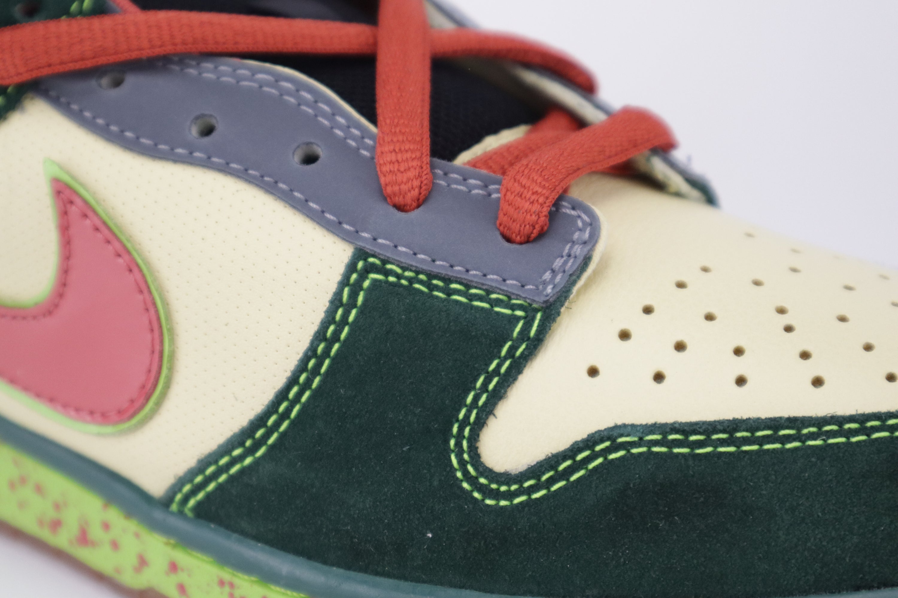 DUNK LOW PREMIUM SB "MOSQUITTO"