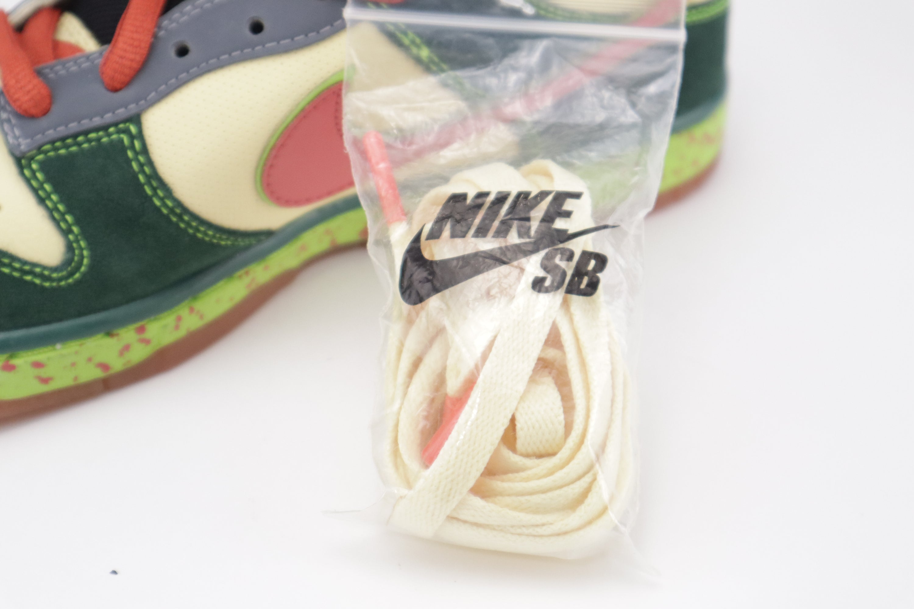 DUNK LOW PREMIUM SB "MOSQUITTO"