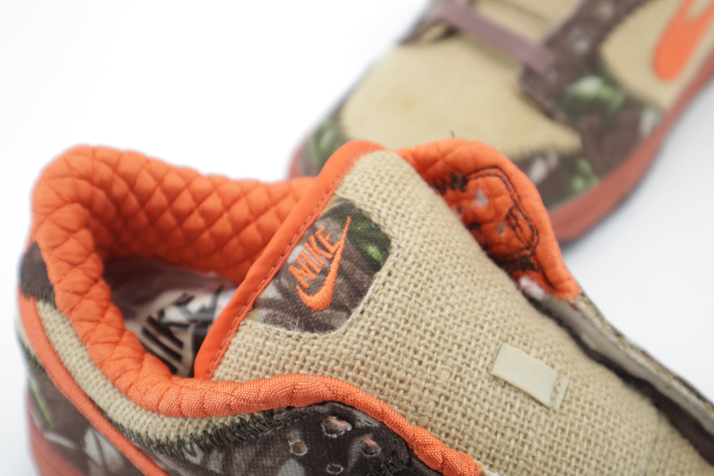 DUNK LOW PRO SB "REESE FORBES / HUNTER"