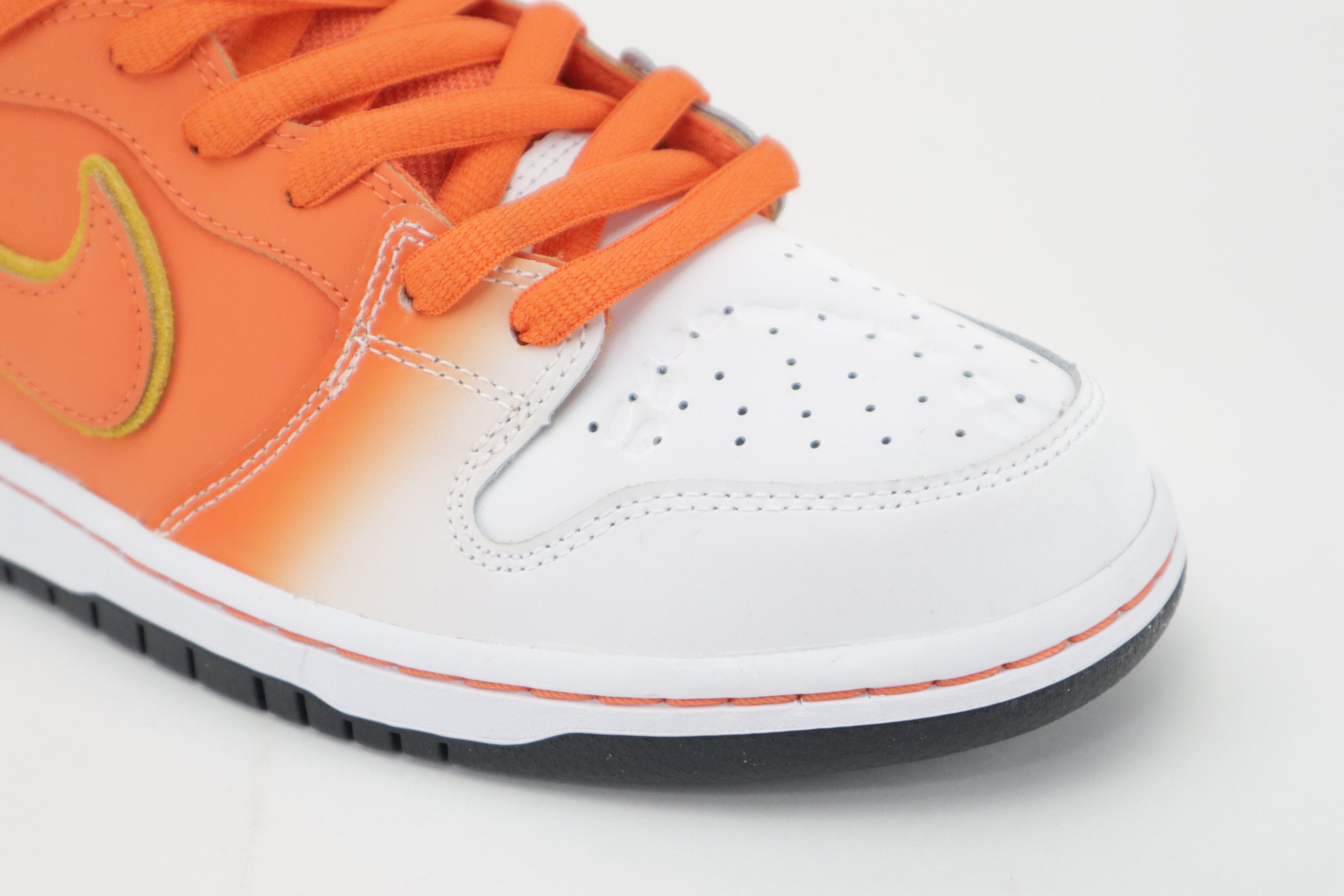 DUNK HIGH PRO SB "SWEET TOOTH"