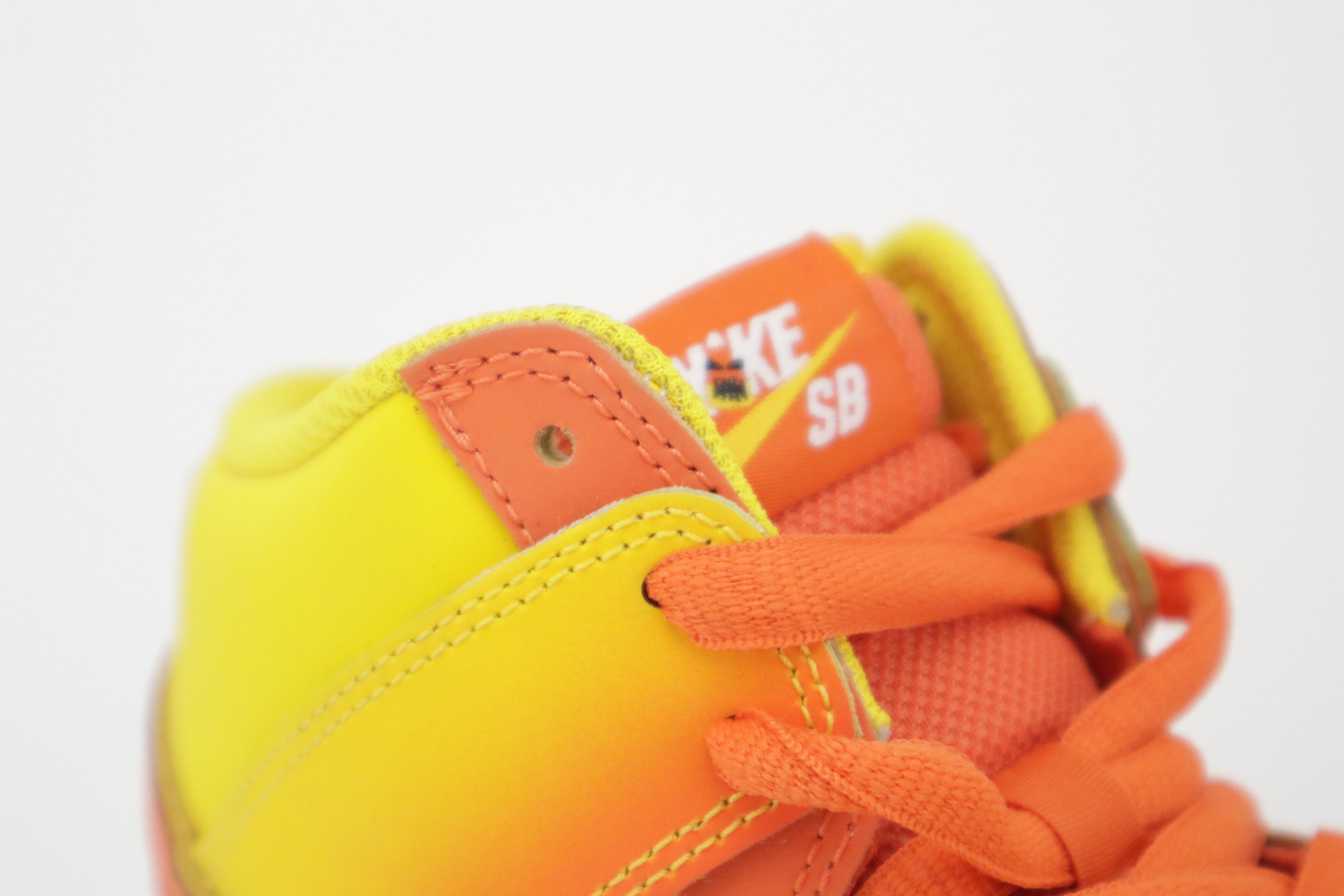 DUNK HIGH PRO SB "SWEET TOOTH"