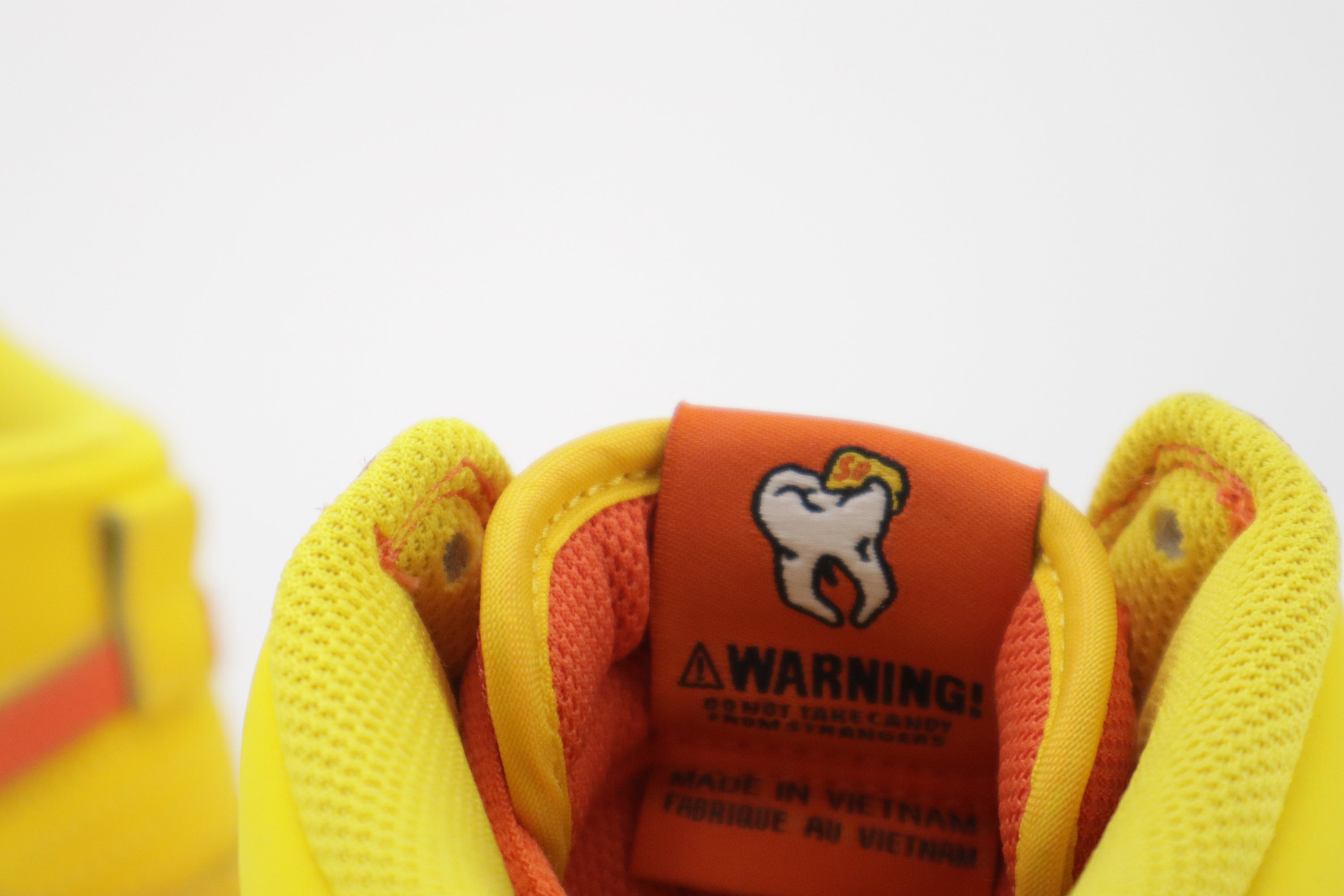 DUNK HIGH PRO SB "SWEET TOOTH"