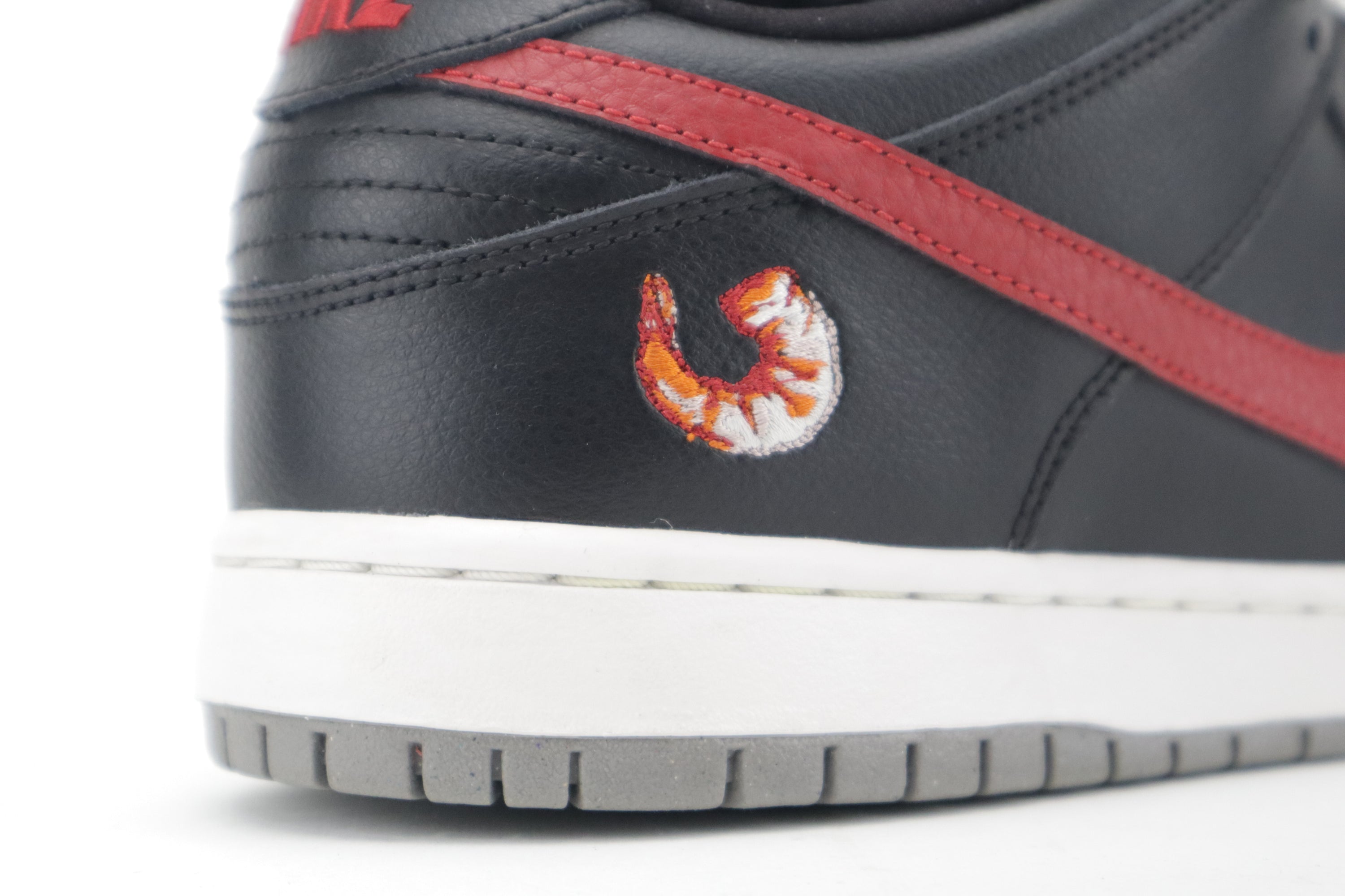 DUNK LOW PREMIUM SB "SHRIMP"