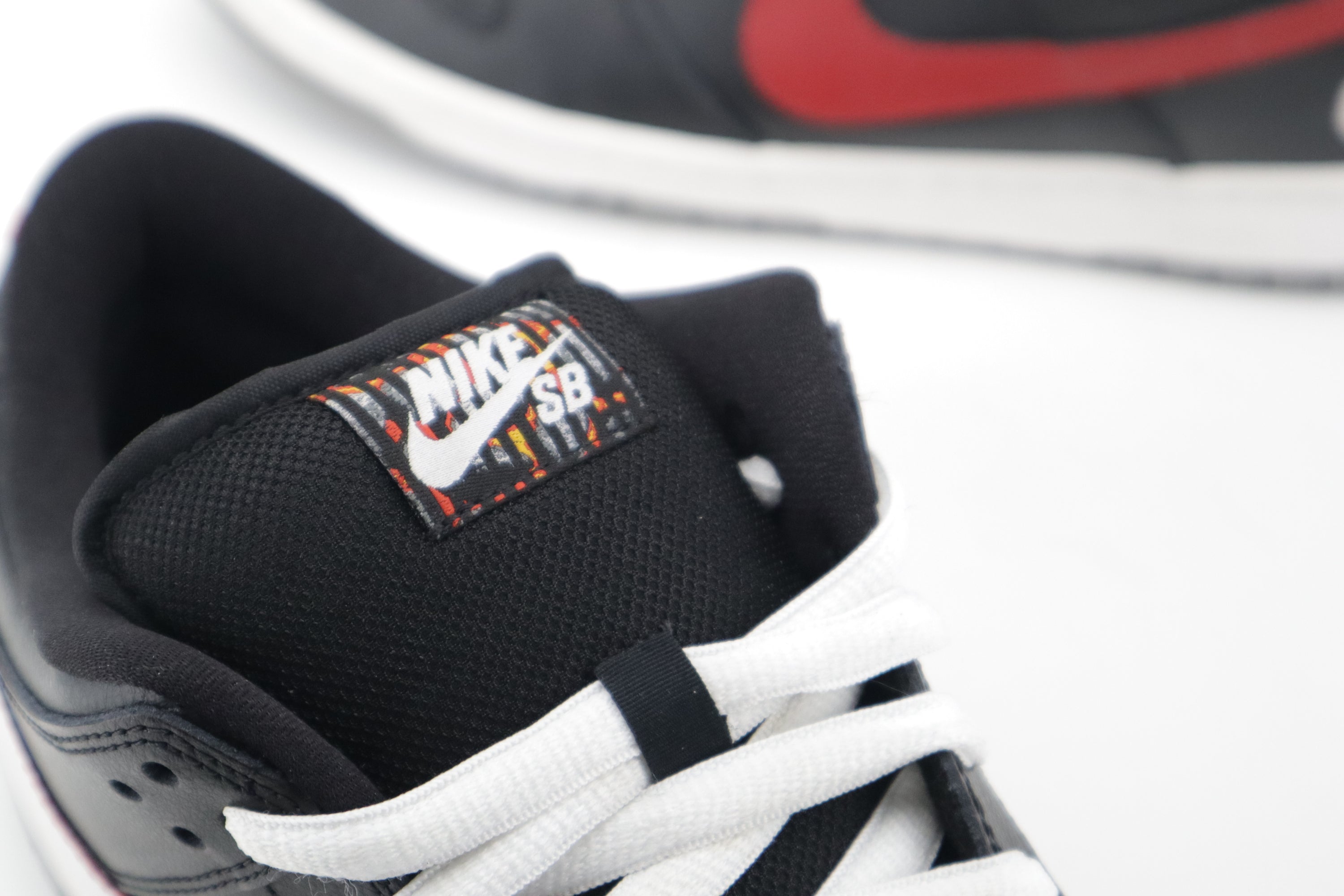 DUNK LOW PREMIUM SB "SHRIMP"