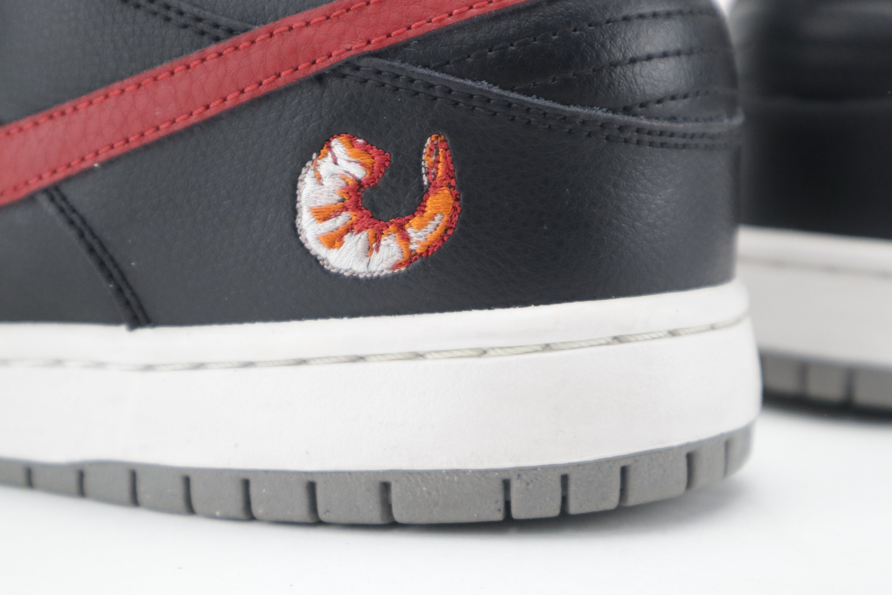 DUNK LOW PREMIUM SB "SHRIMP"