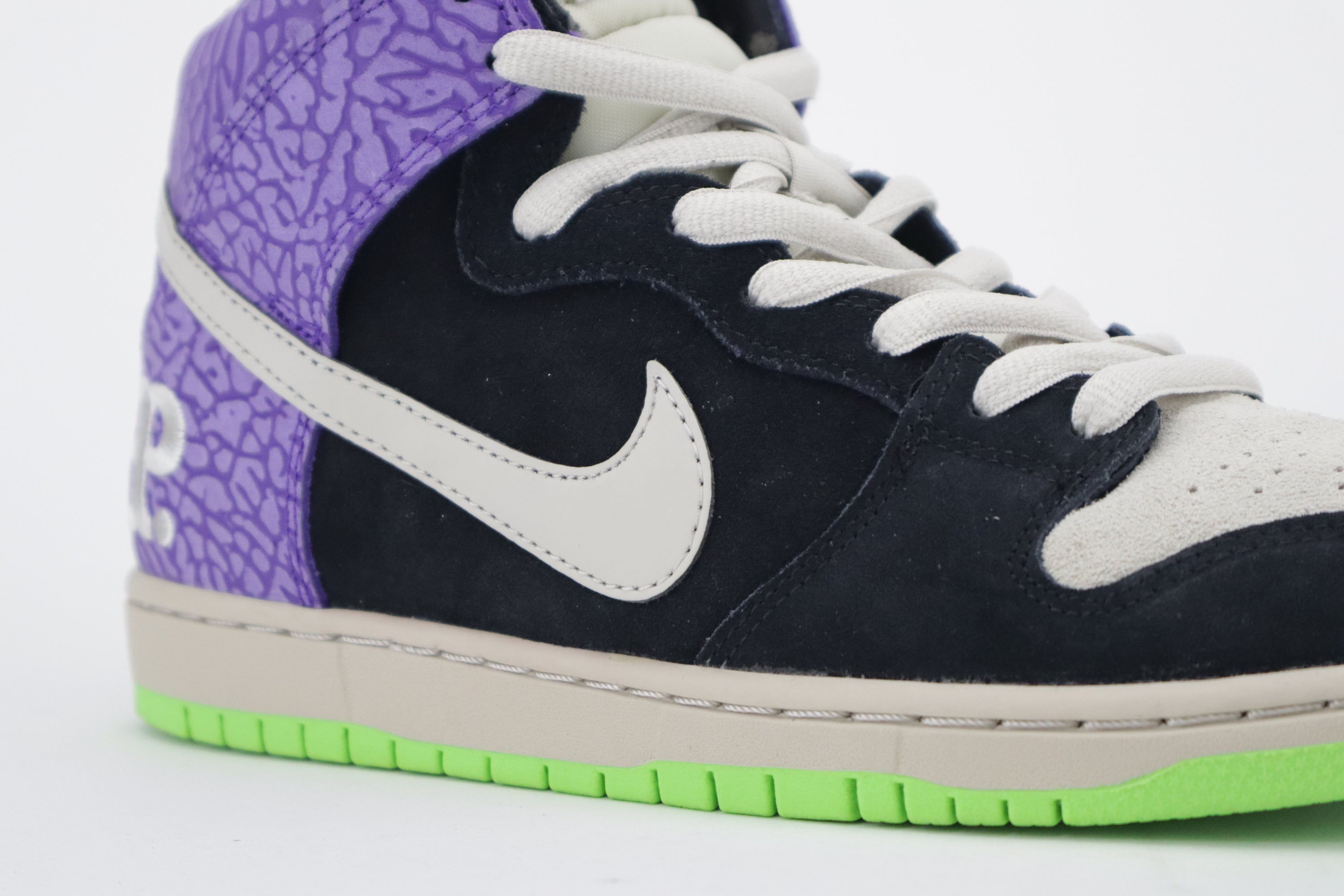 DUNK HIGH PREMIUM SB "SEND HELP 2"