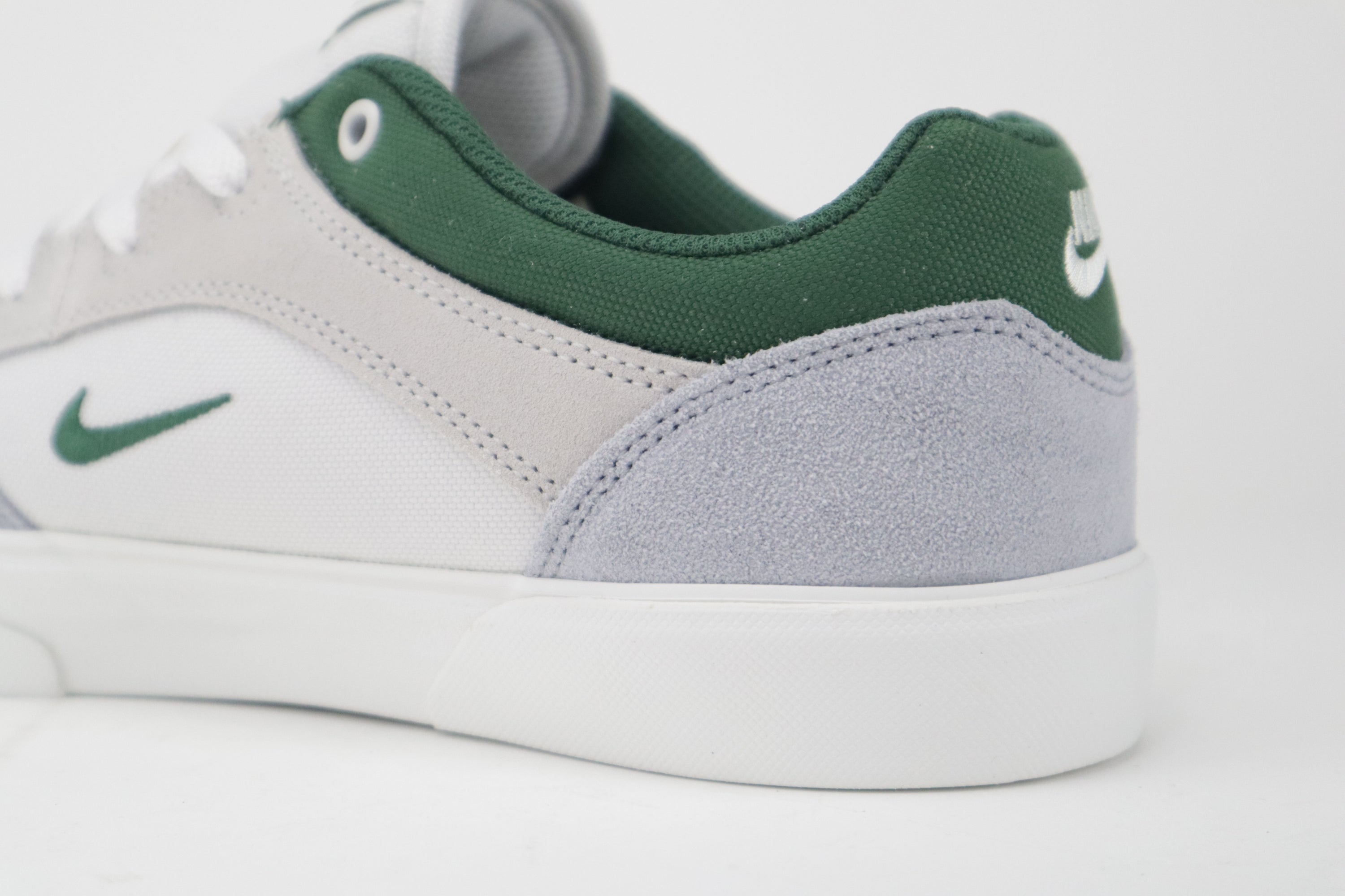 MALOR "GREEN/ WHITE GRAY"