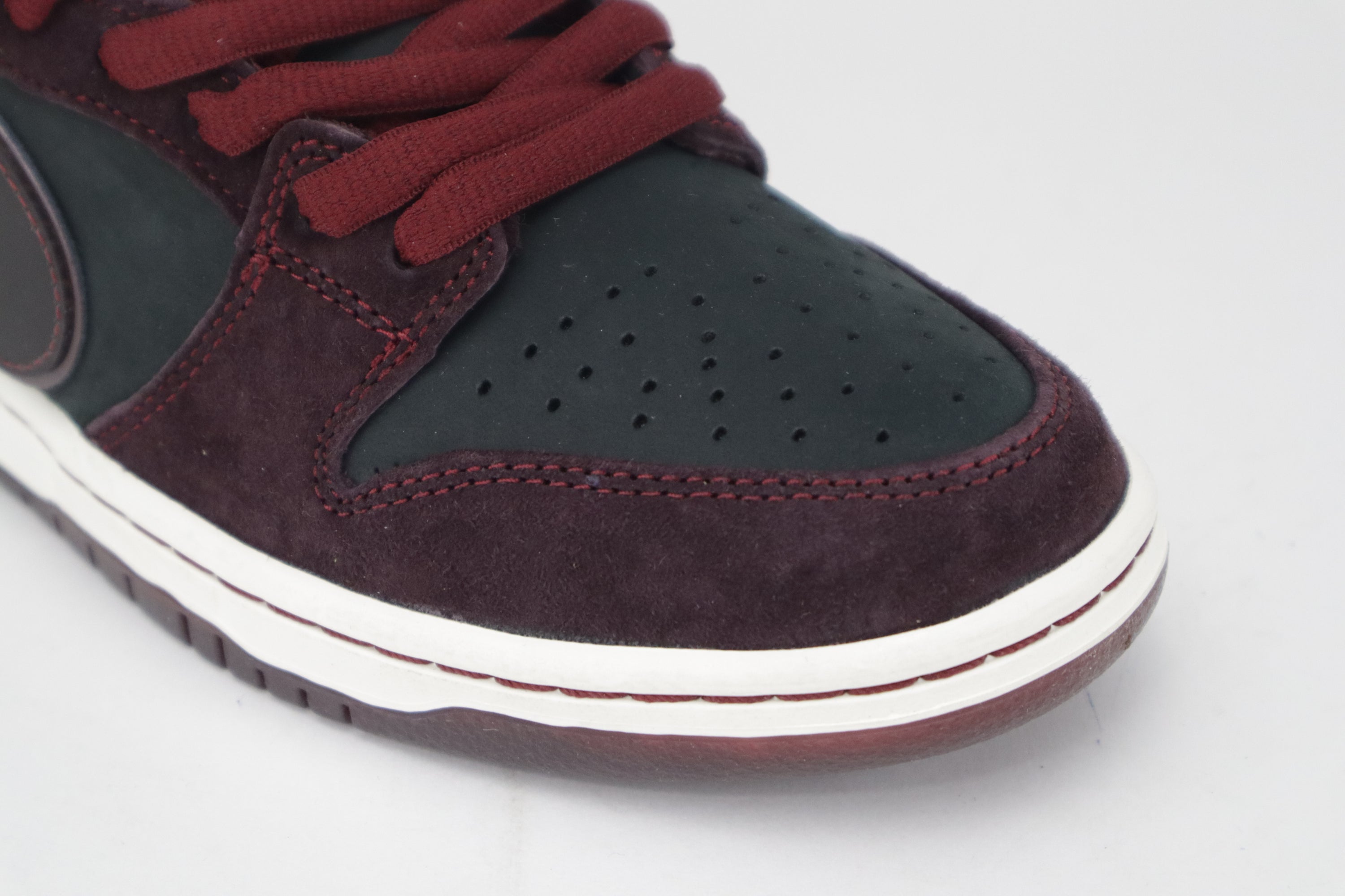 DUNK LOW PRO QS "RIOT SKATESHOP"