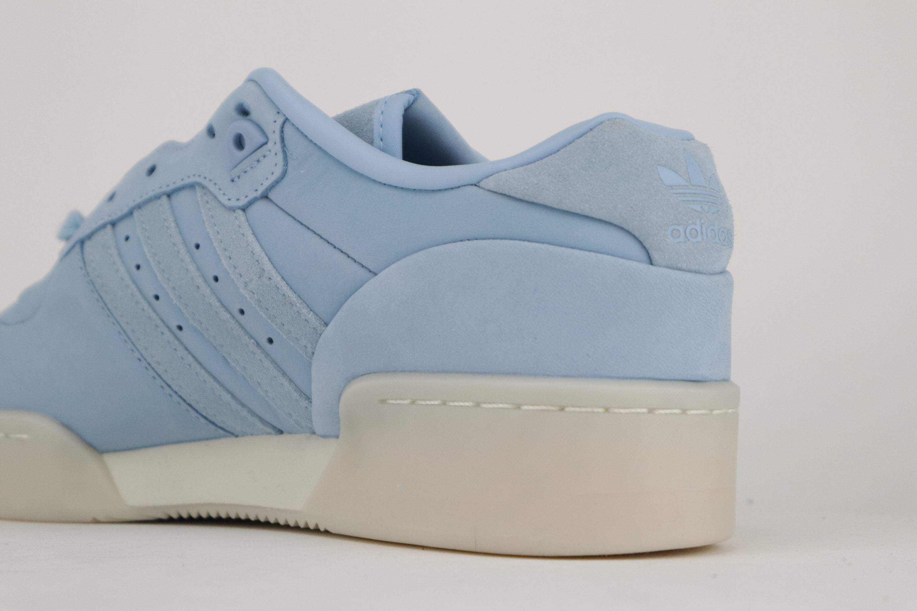 RIVARLY LUX LOW "DESIGNED IN LA"