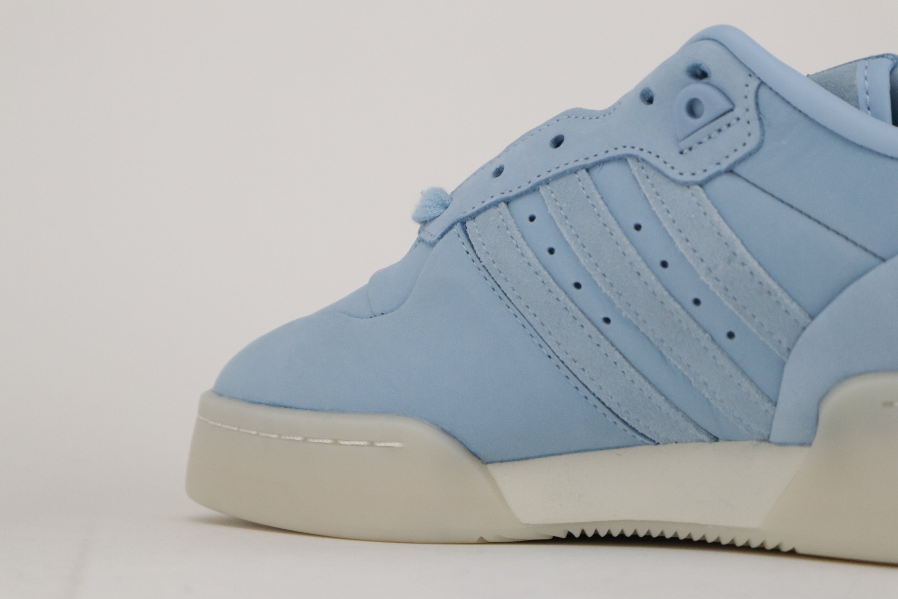 RIVARLY LUX LOW "DESIGNED IN LA"