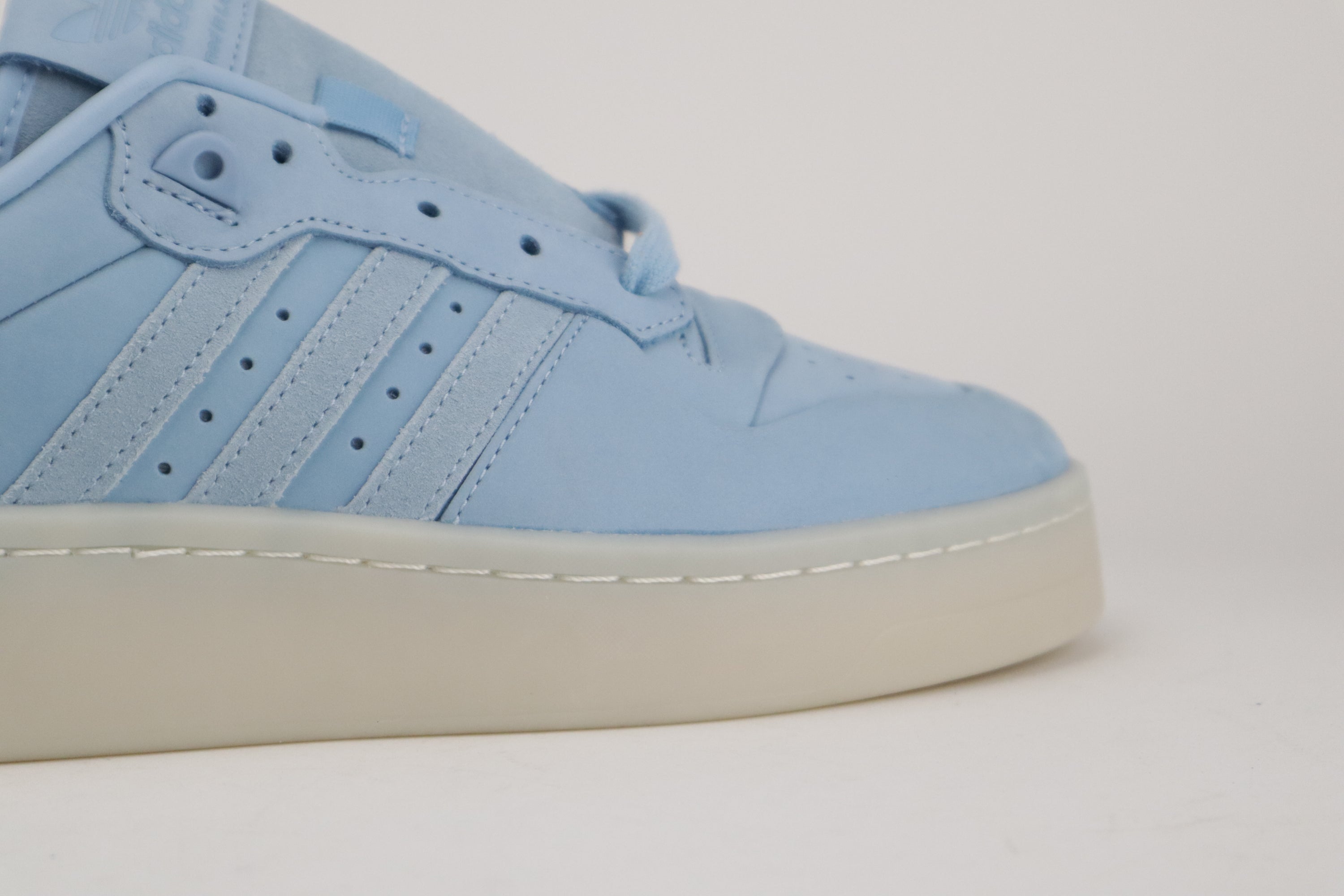 RIVARLY LUX LOW "DESIGNED IN LA"