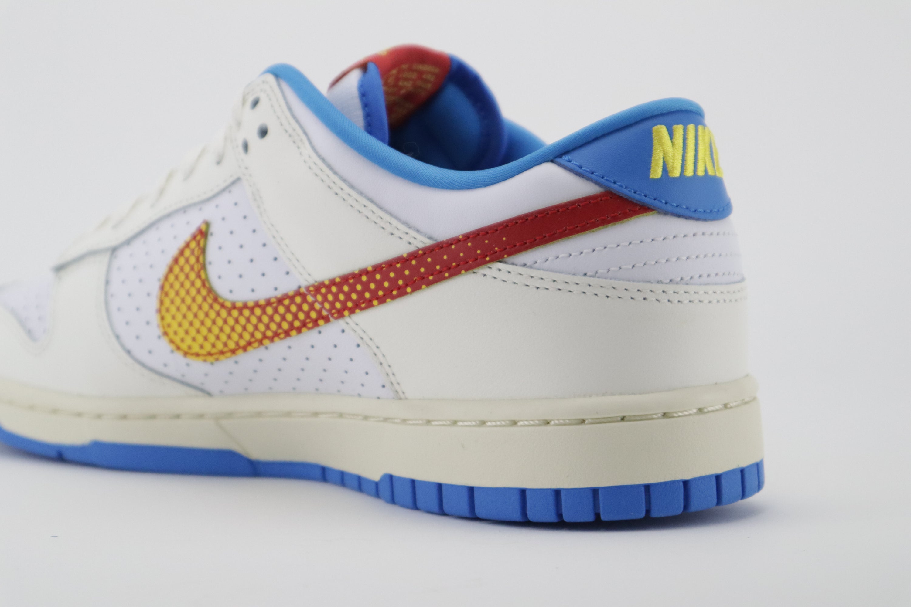 DUNK LOW RETERO SE "POP ART COMIC BOOK"