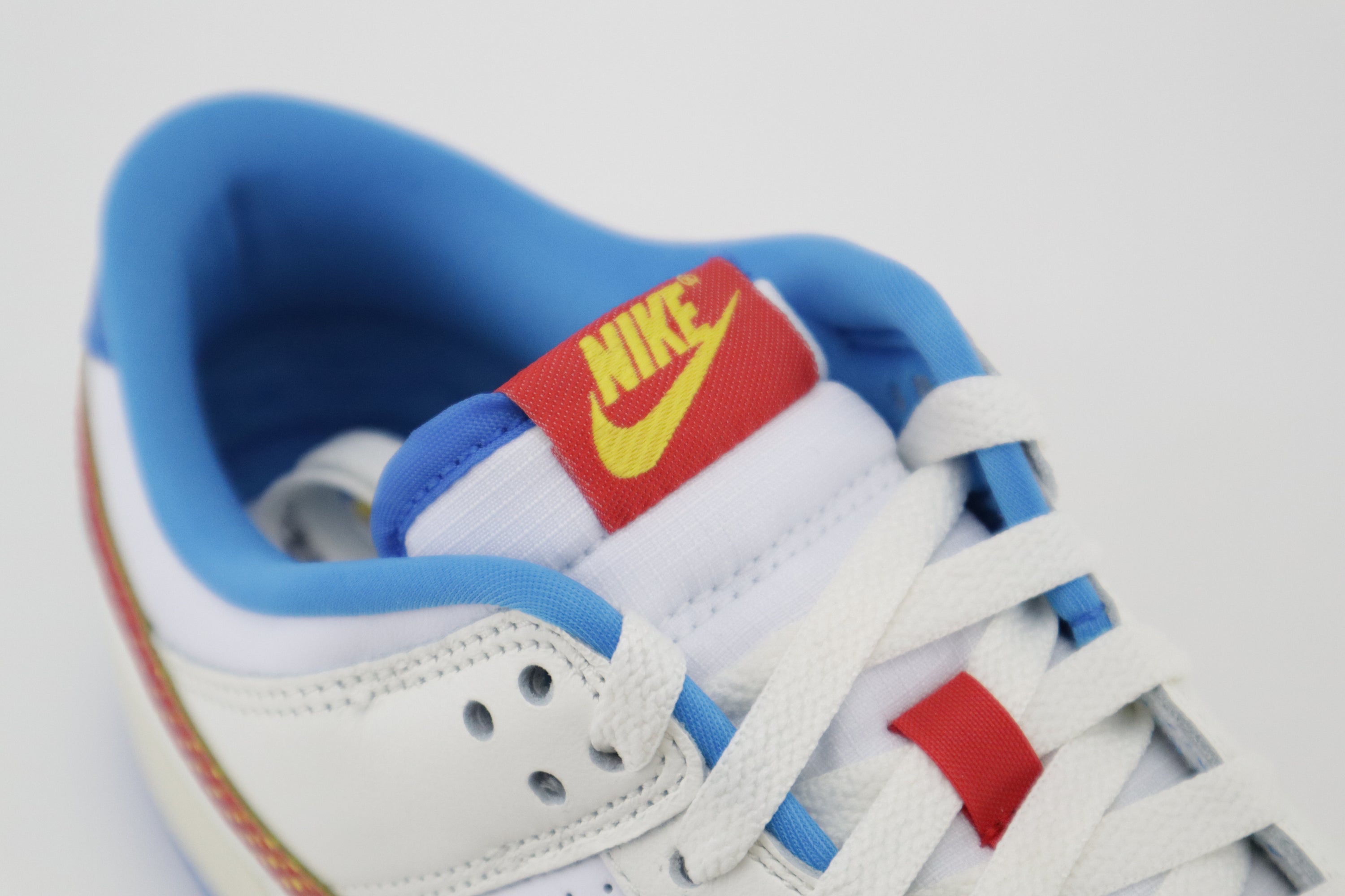 DUNK LOW RETERO SE "POP ART COMIC BOOK"