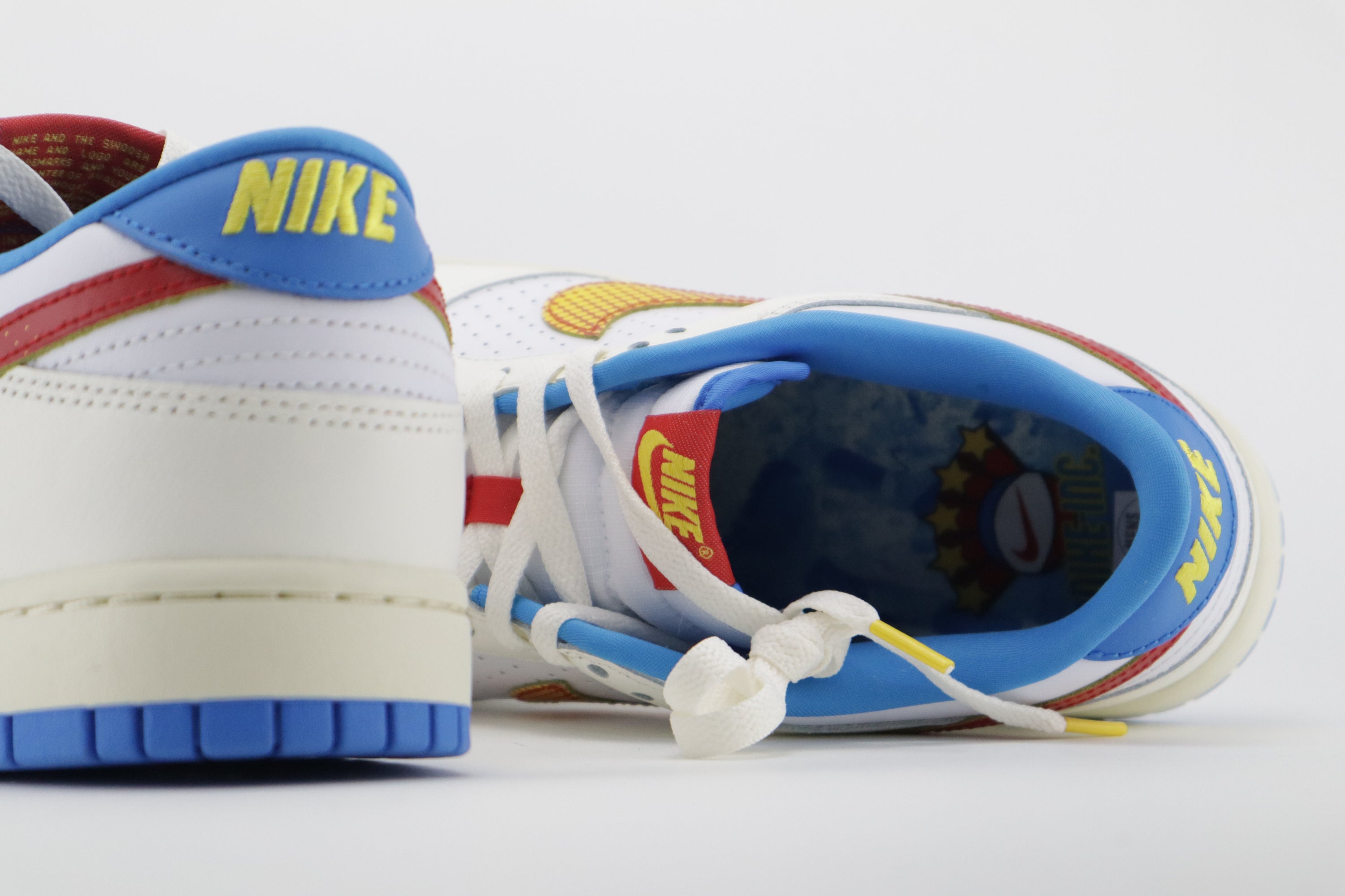 DUNK LOW RETERO SE "POP ART COMIC BOOK"