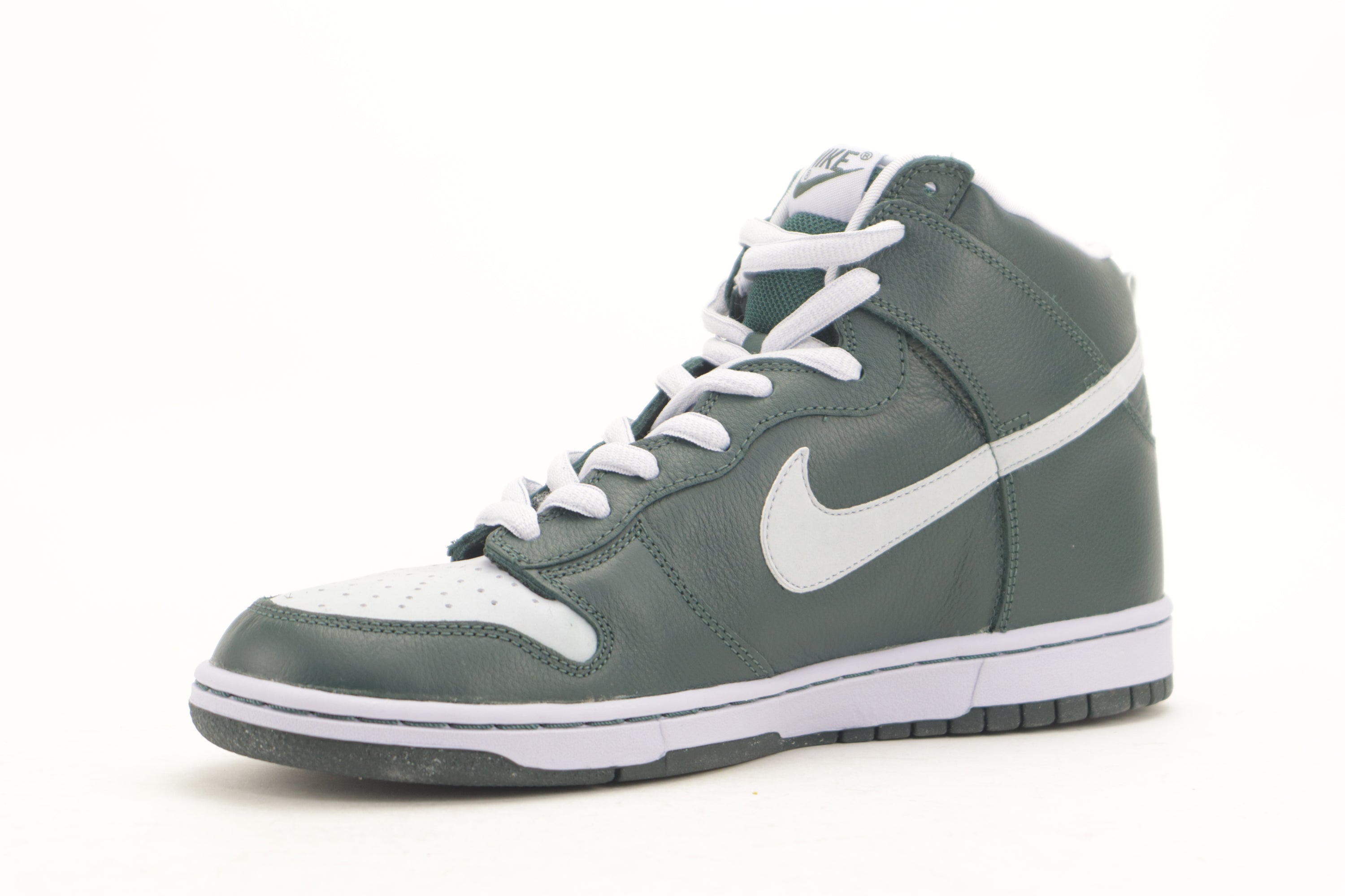 DUNK HIGH PRO SB "GHOST"