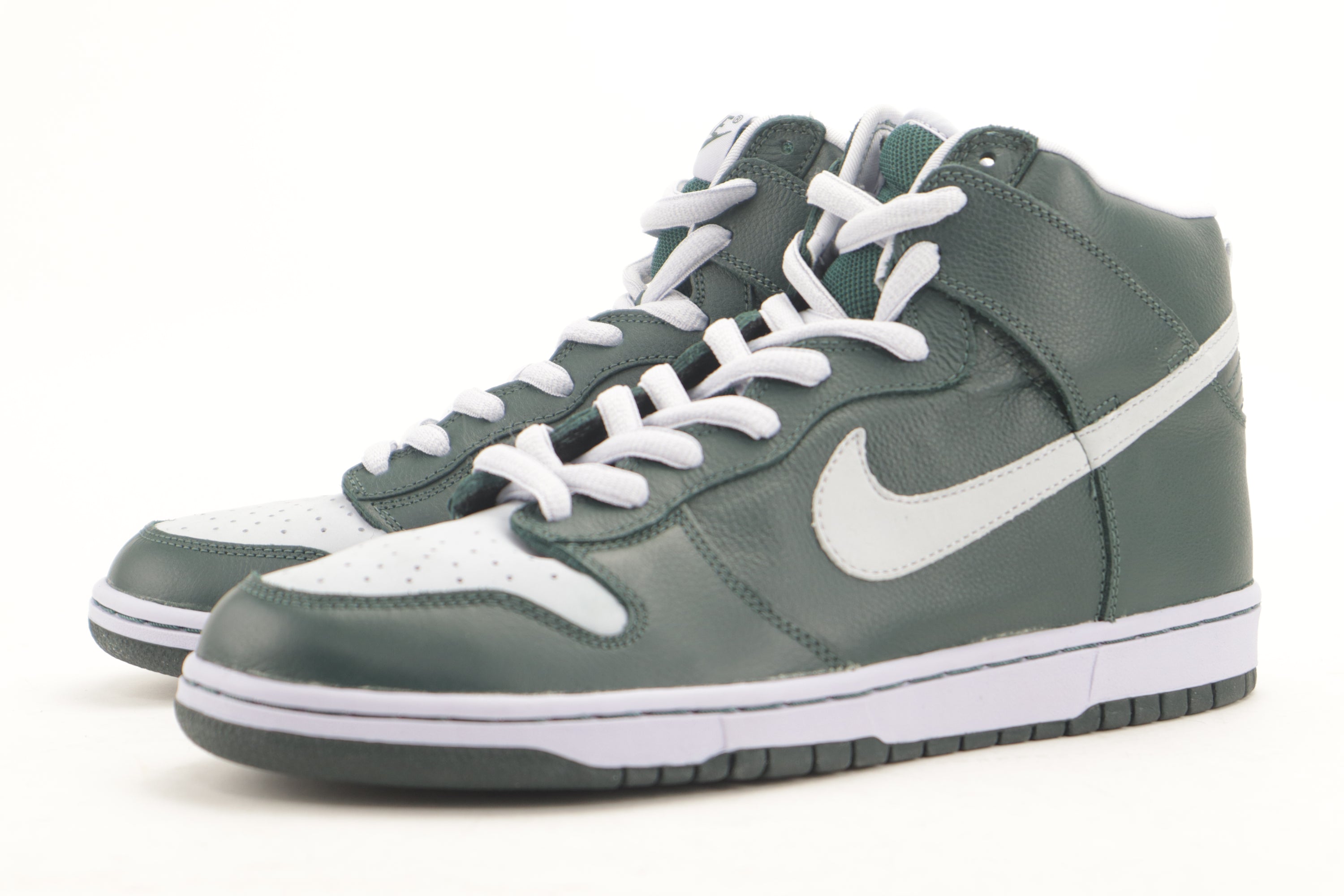 DUNK HIGH PRO SB "GHOST"
