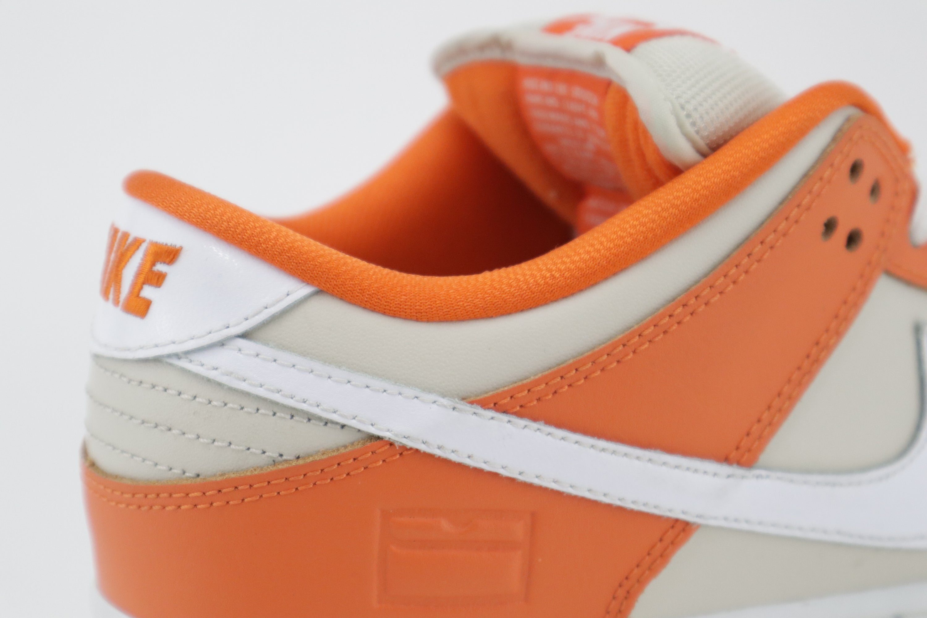 DUNK LOW PREMIUM SB "ORANGE BOX"