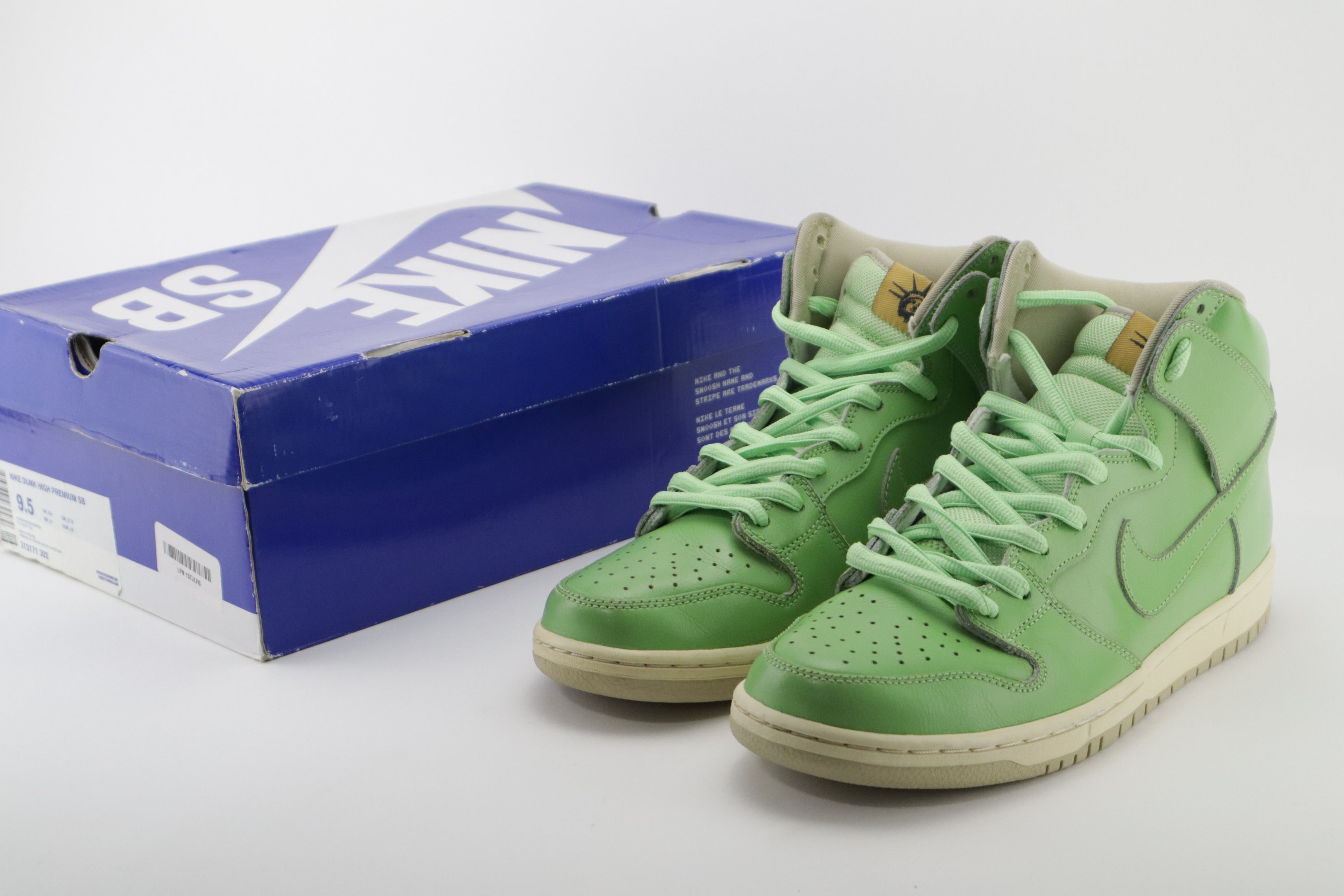 DUNK HIGH PREMIUM SB "STATUE OF LIBERTY"