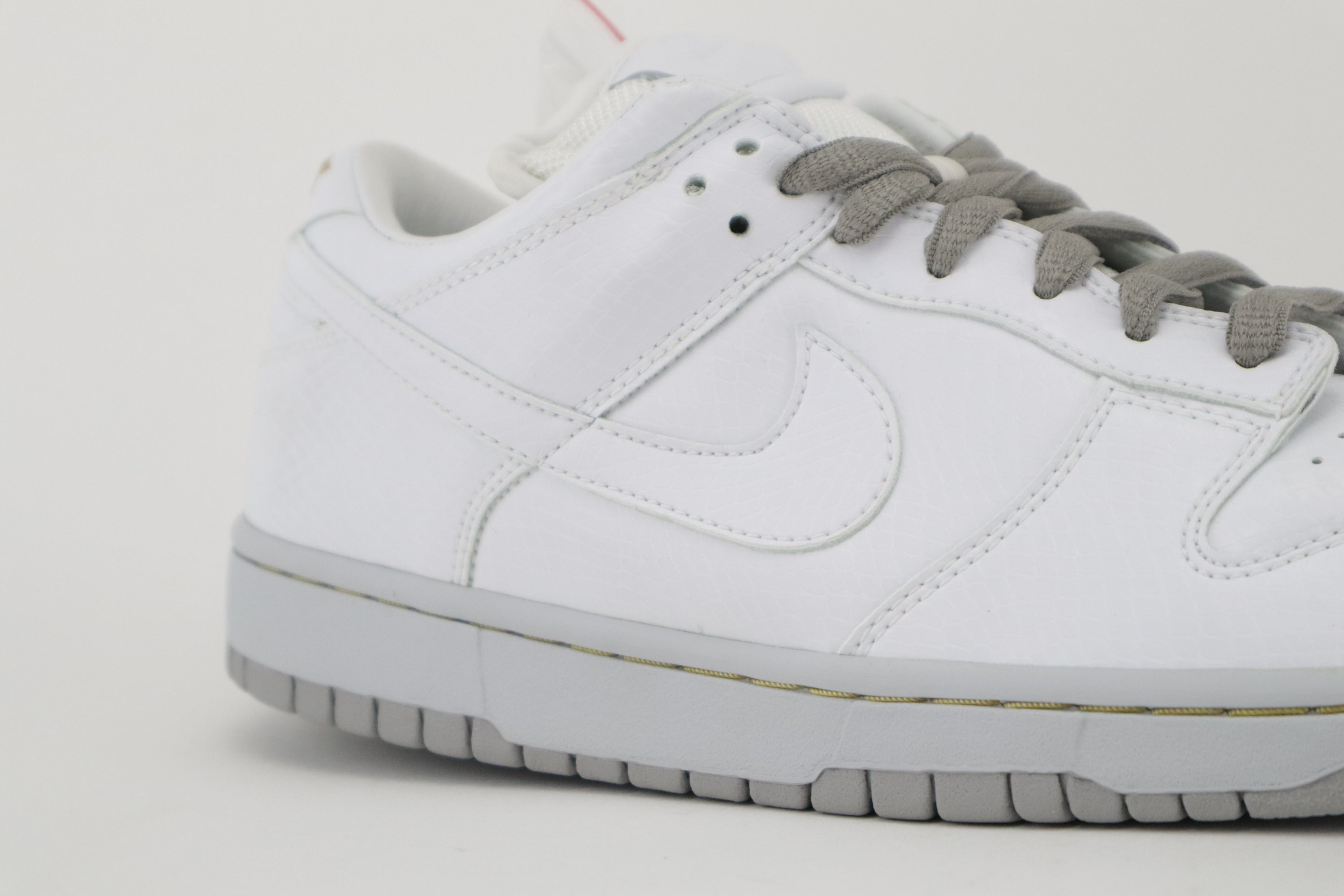 DUNK LOW PREMIUM SB "MEDICOM 4"