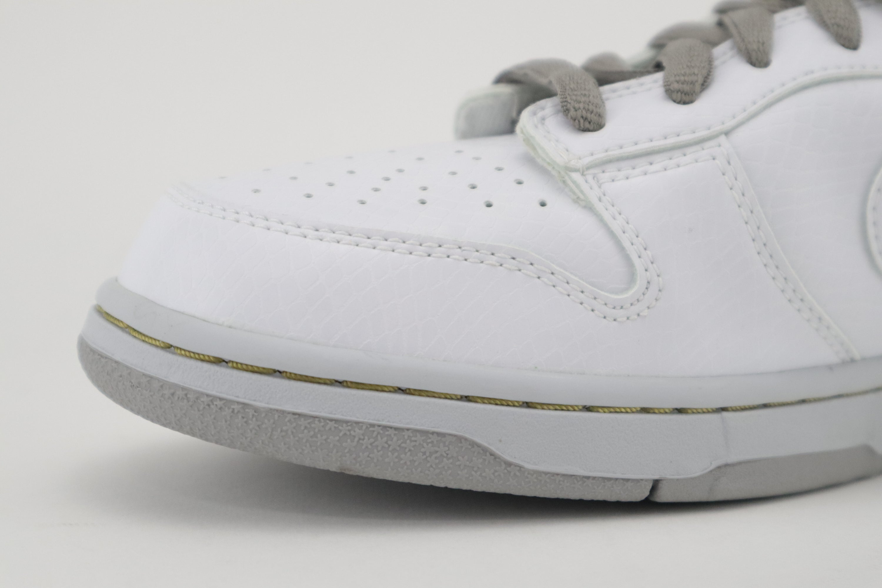 DUNK LOW PREMIUM SB "MEDICOM 4"