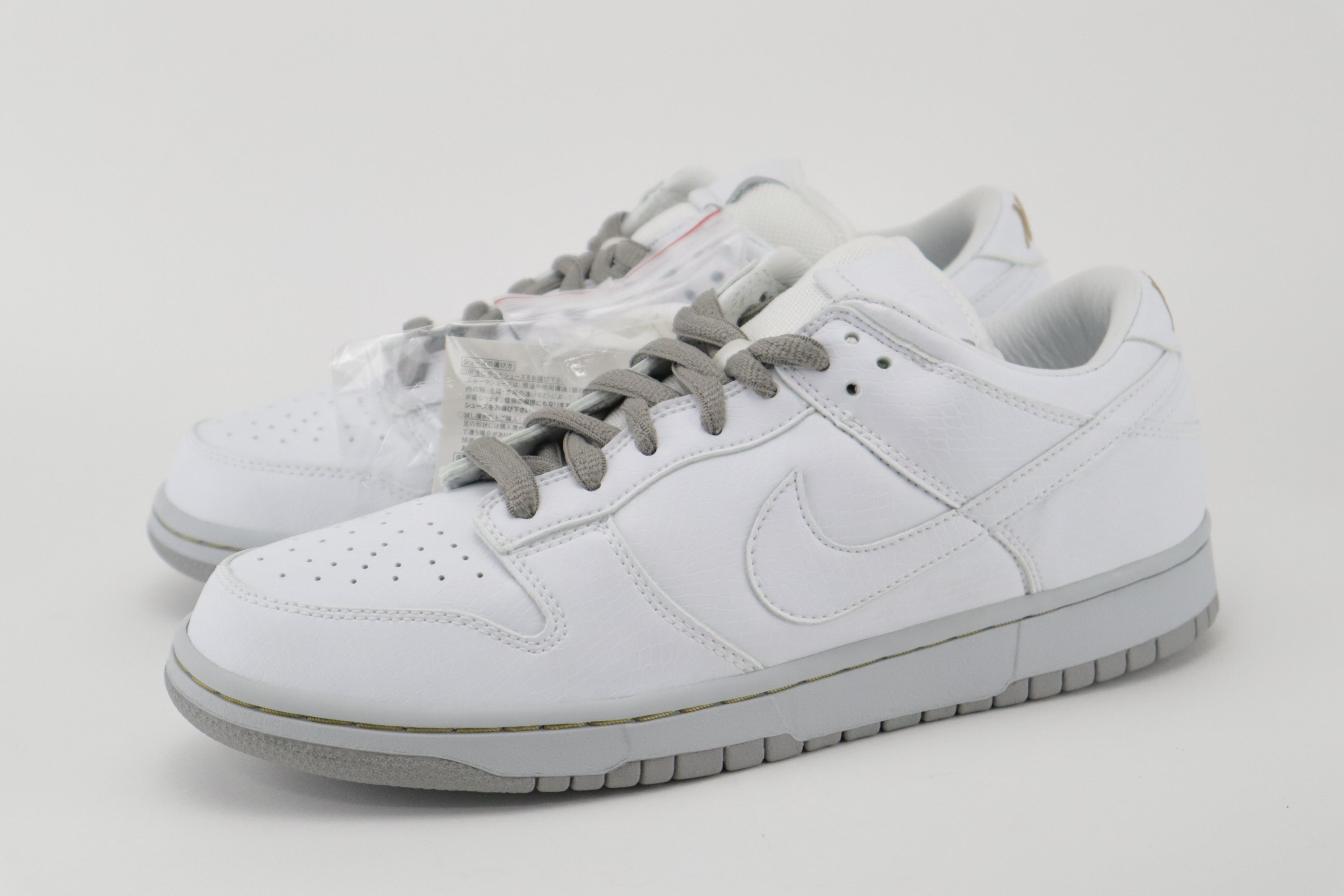 DUNK LOW PREMIUM SB "MEDICOM 4"