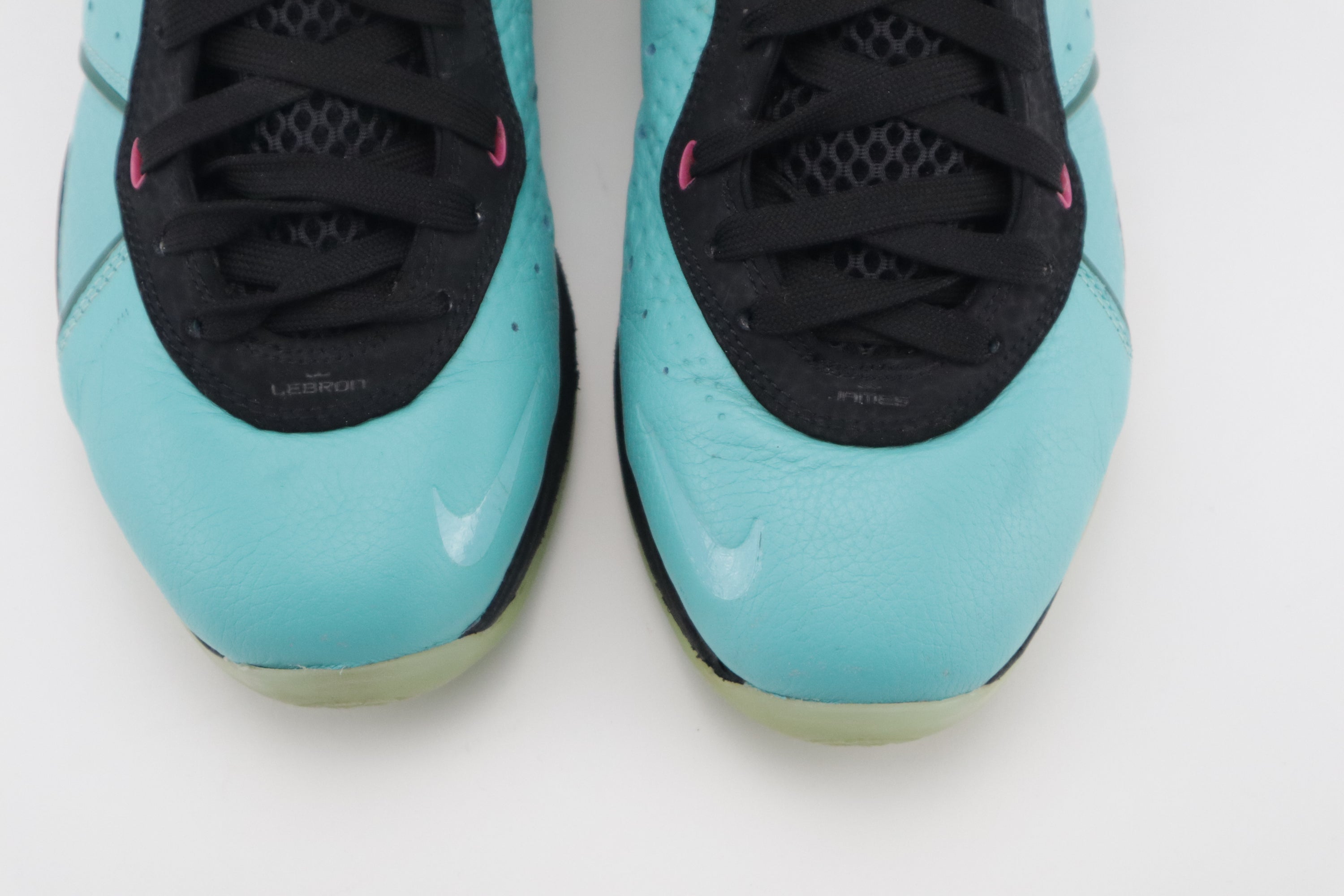 NIKE LEBRON 8 "SOUTH BEACH"