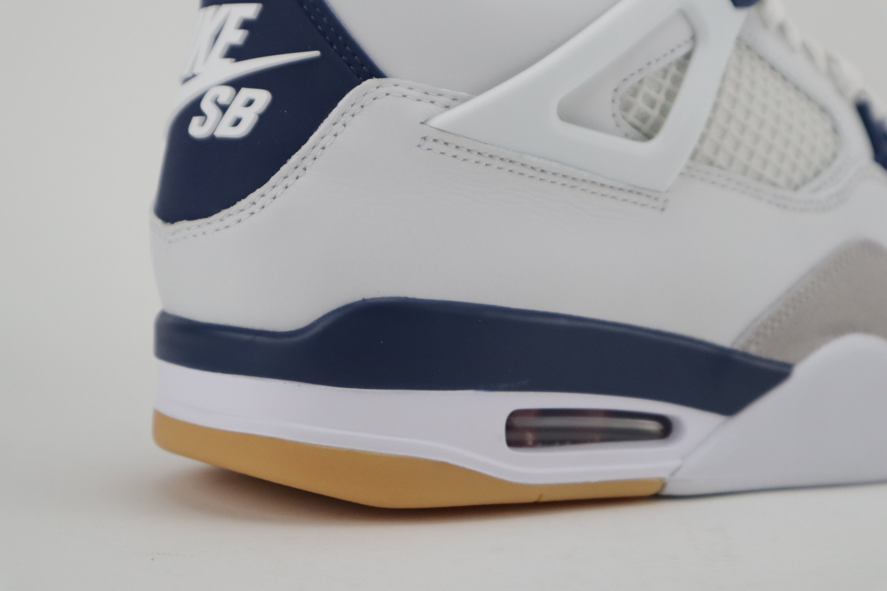 4 RETRO SB "WHITE NAVY"