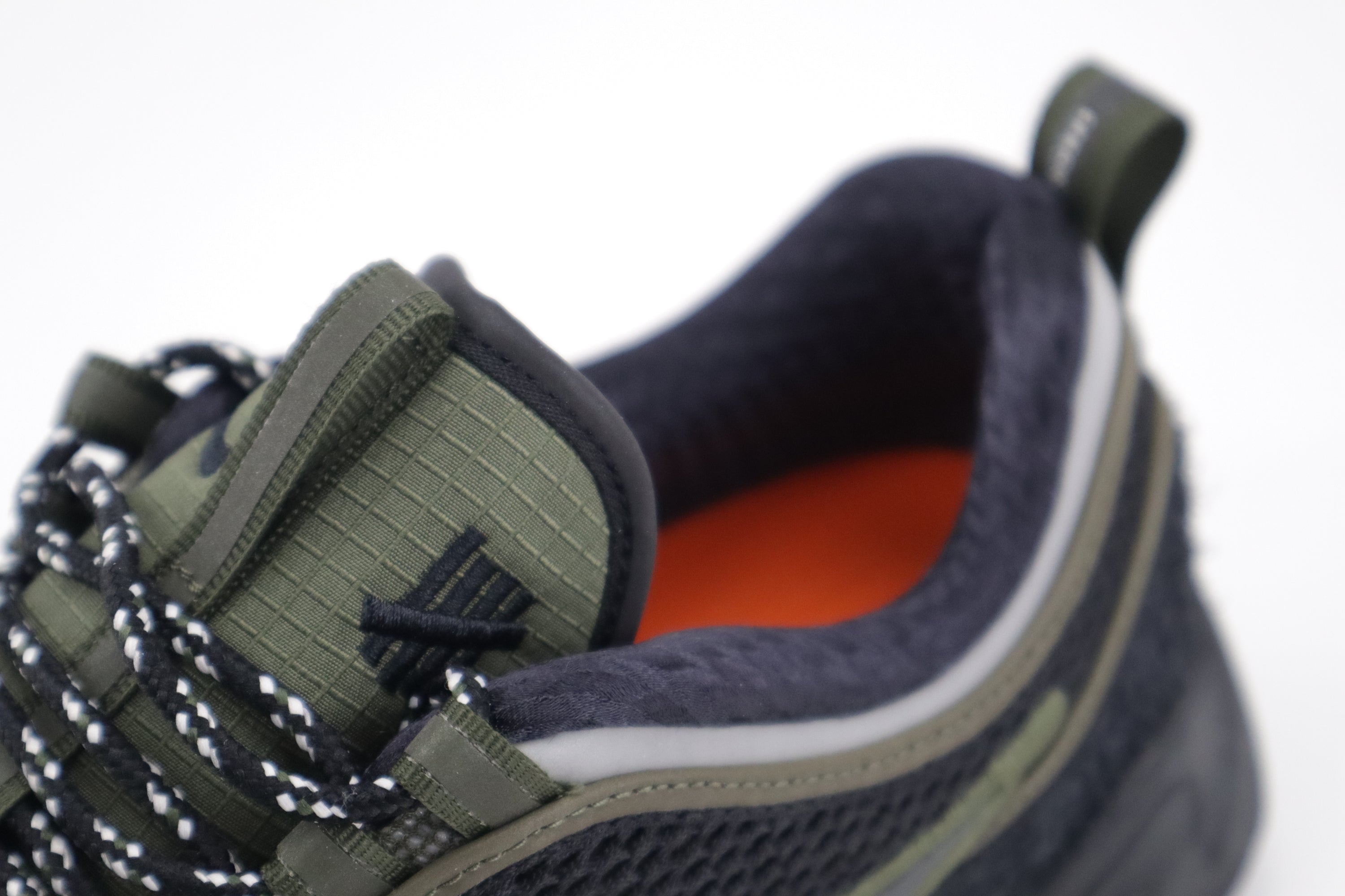 AIR ZOOM SPIRIDON SP X UNDFTD "CARGO KHAKI"