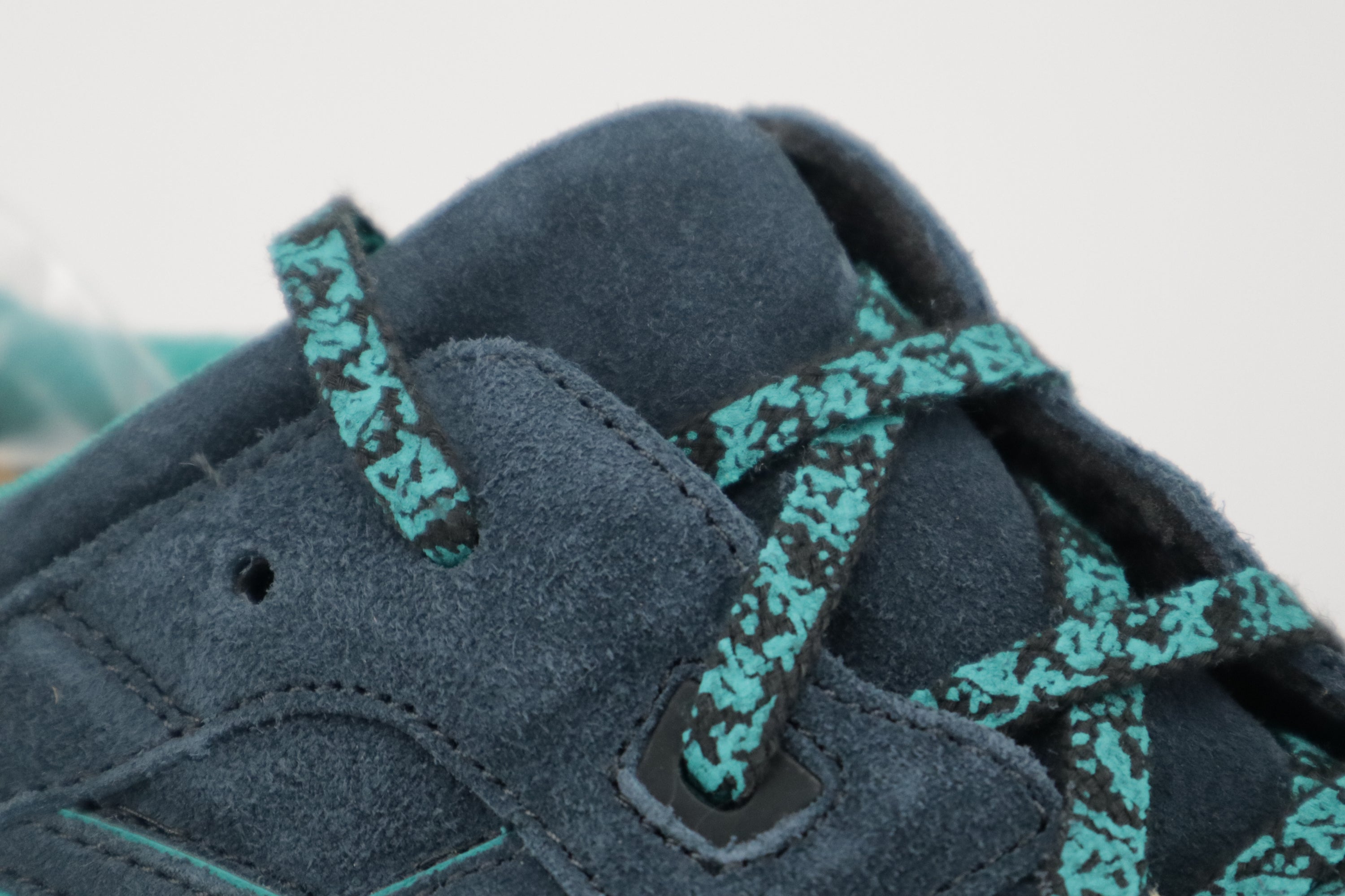 GEL LYTE 3 X CONCEPTS "THREE LIES"