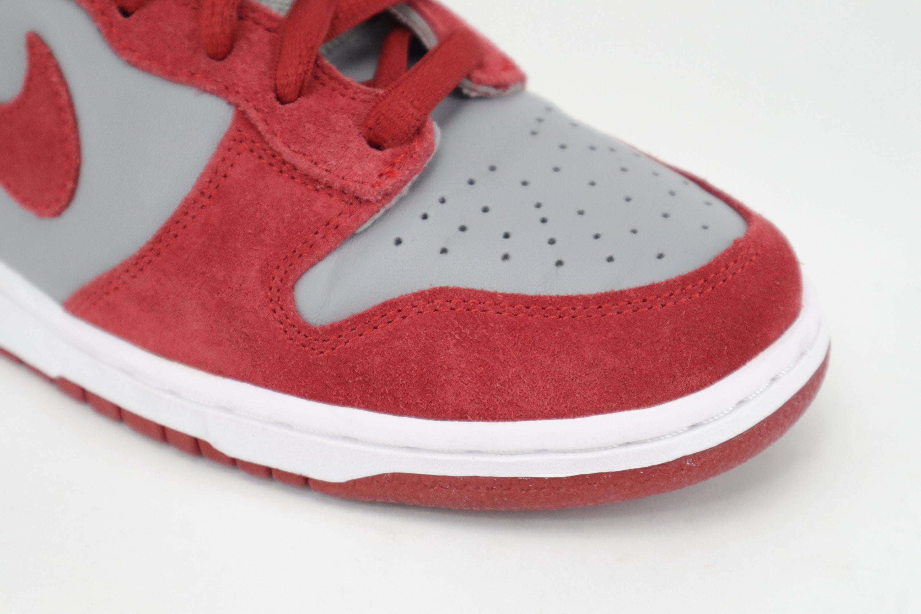DUNK HIGH PRO SB "UNLV" 10 YEAR ANNIVERSARY