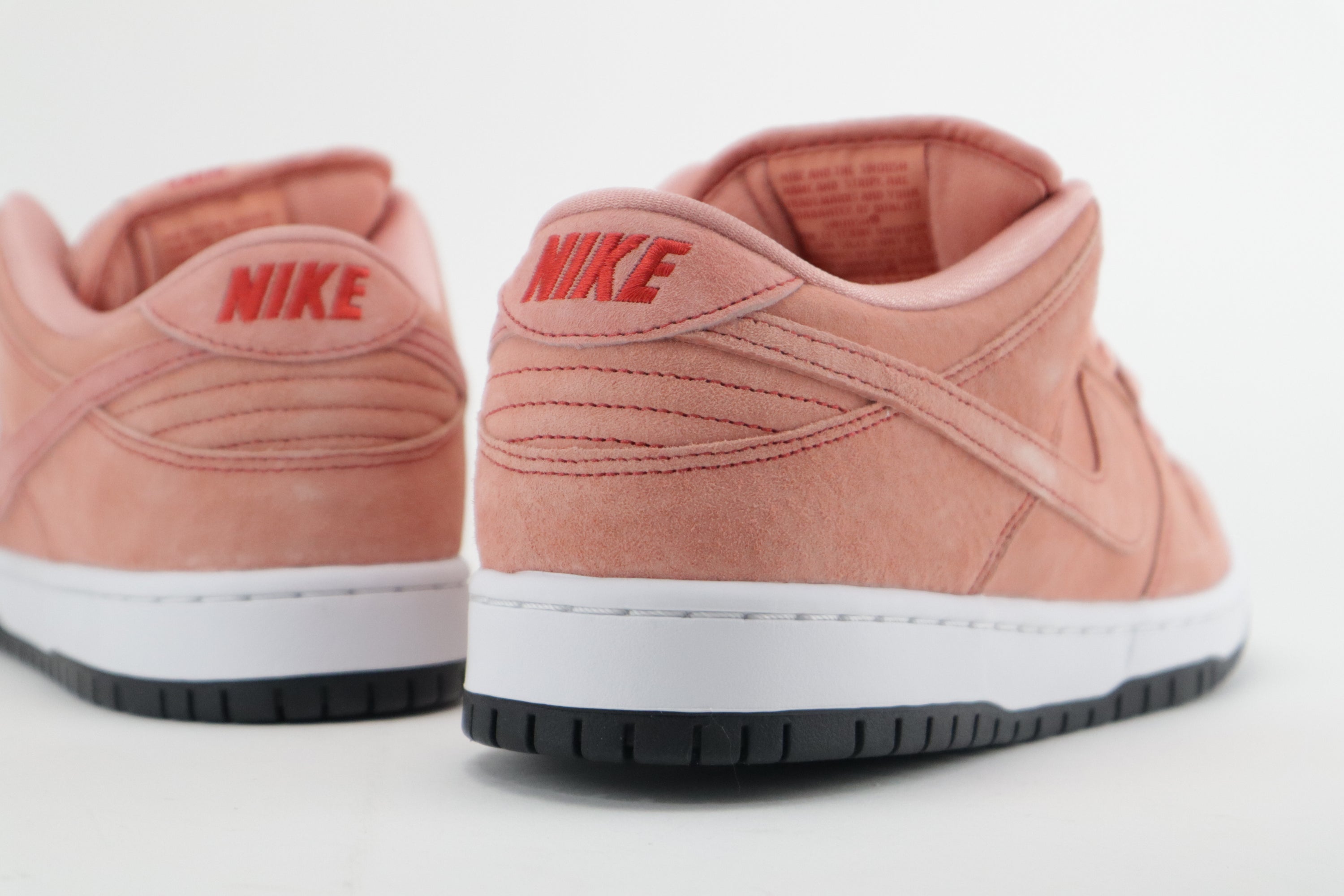 DUNK LOW PRO PREMIUM SB "PINK PIG"