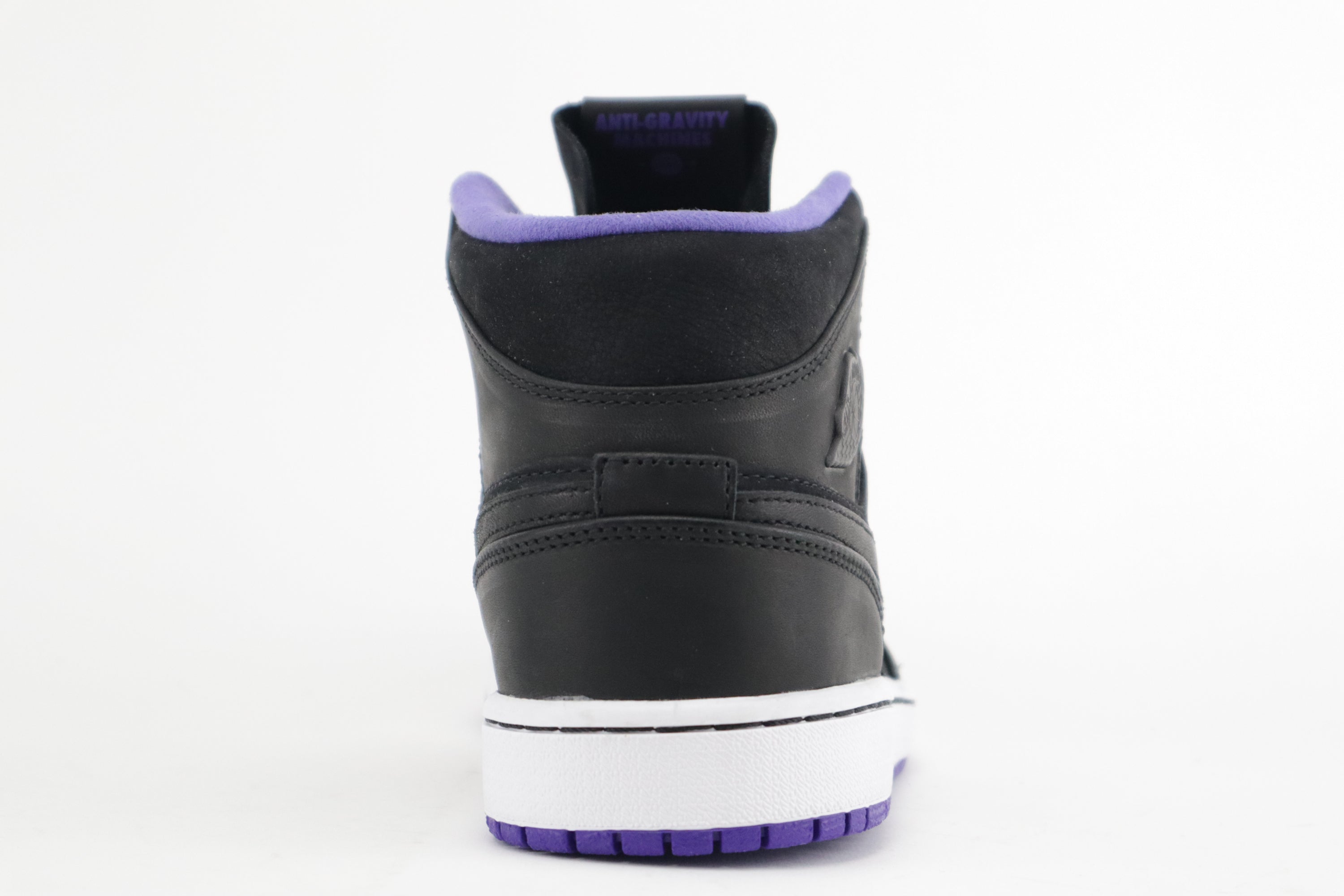 JORDAN 1 MID NOUVEAU "ANTI GRAVITY MACHINE"