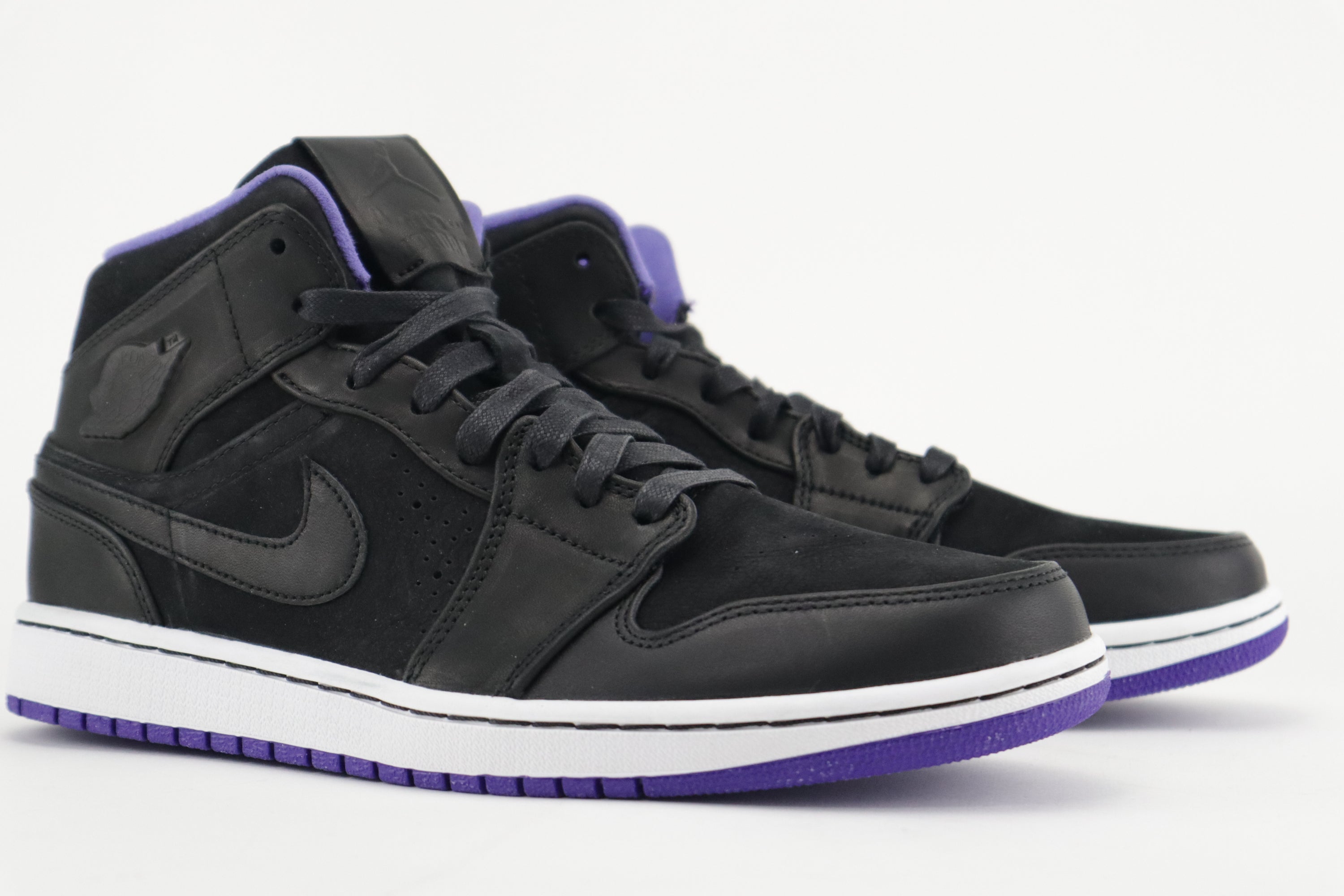 JORDAN 1 MID NOUVEAU "ANTI GRAVITY MACHINE"