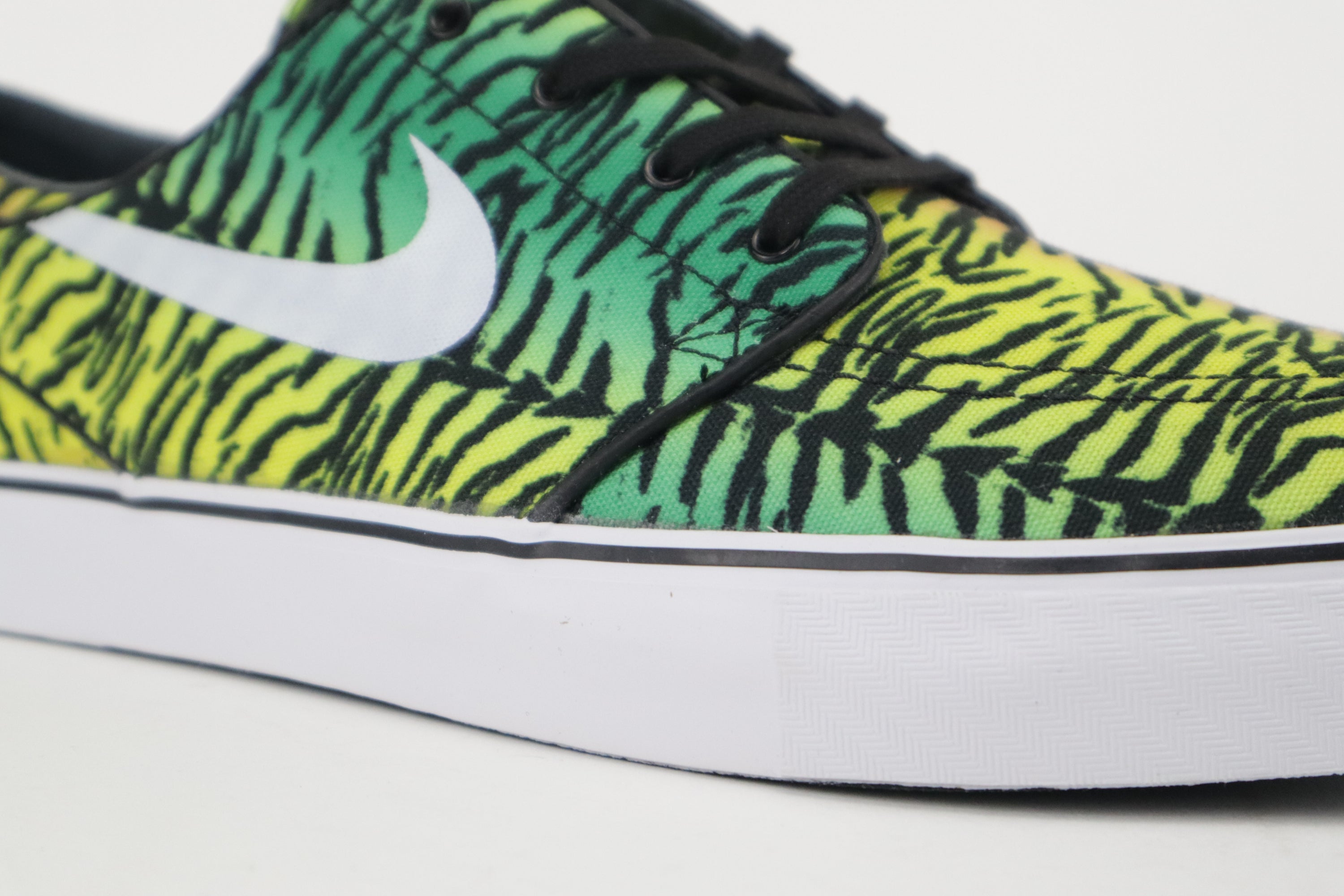 ZOOM STEFAN JANOSKI CNVS SB "TIGER PACK"