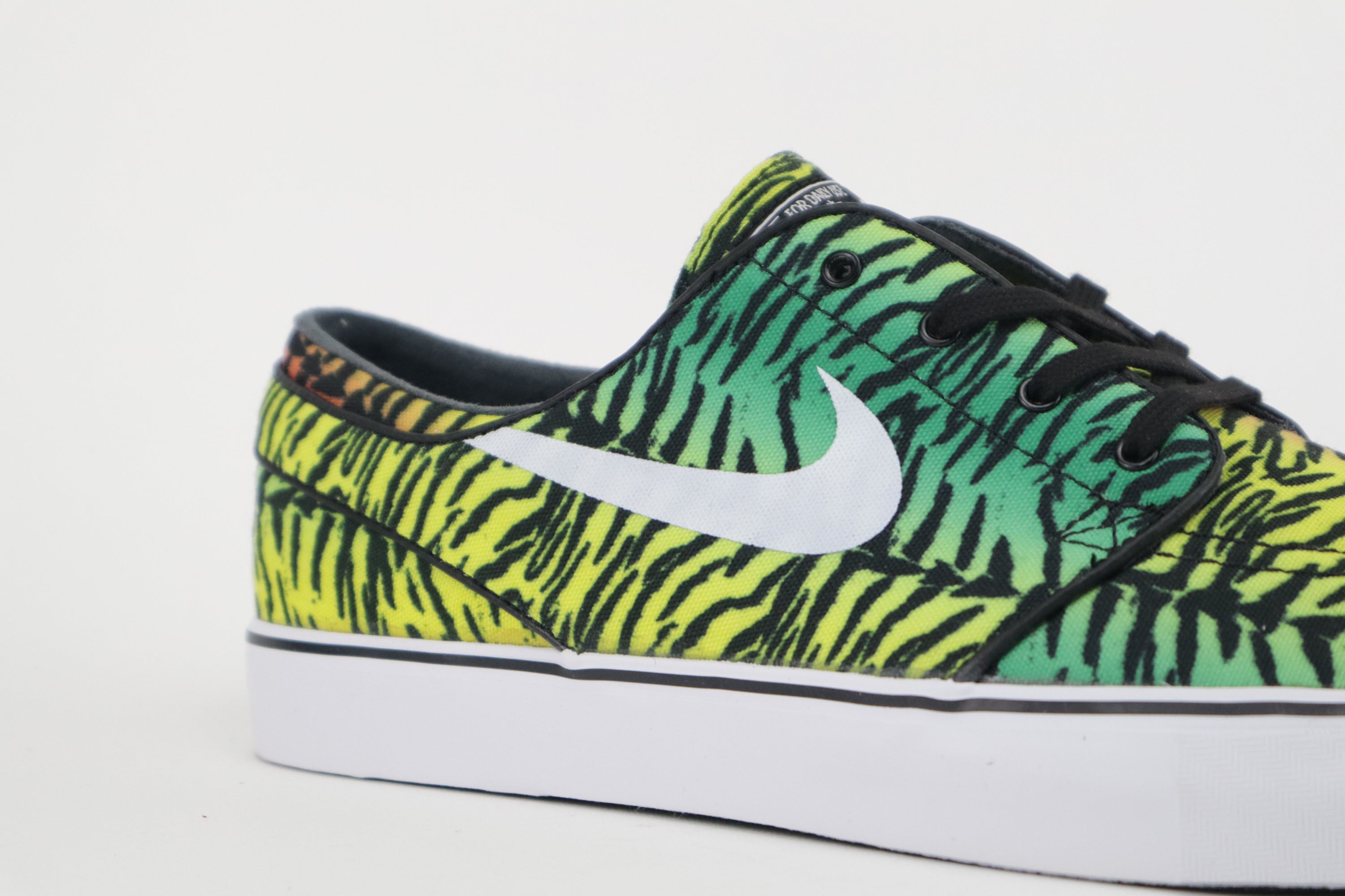 ZOOM STEFAN JANOSKI CNVS SB "TIGER PACK"