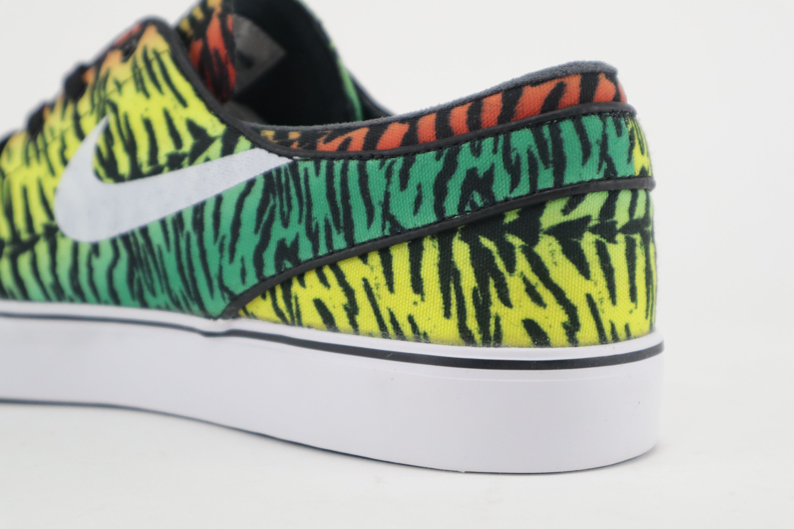 ZOOM STEFAN JANOSKI CNVS SB "TIGER PACK"