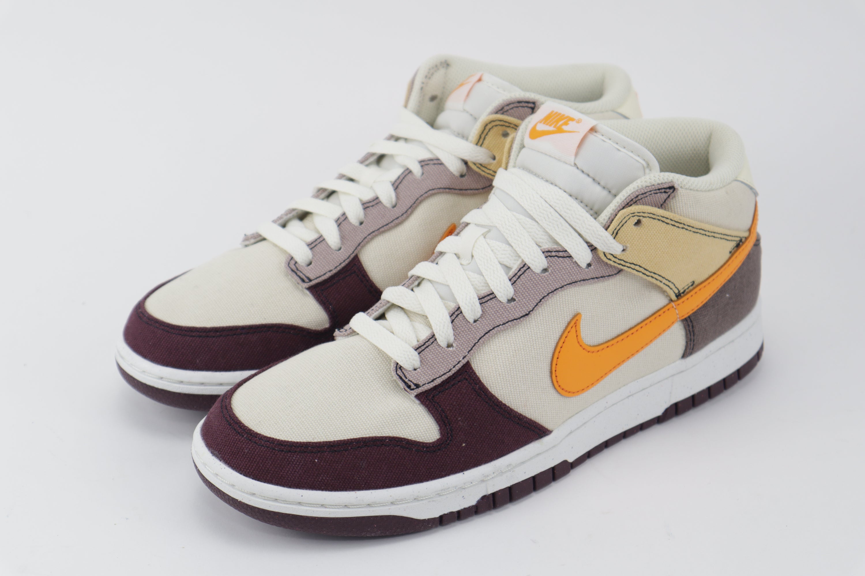 DUNK MID "COCONUT / VIVID ORANGE"