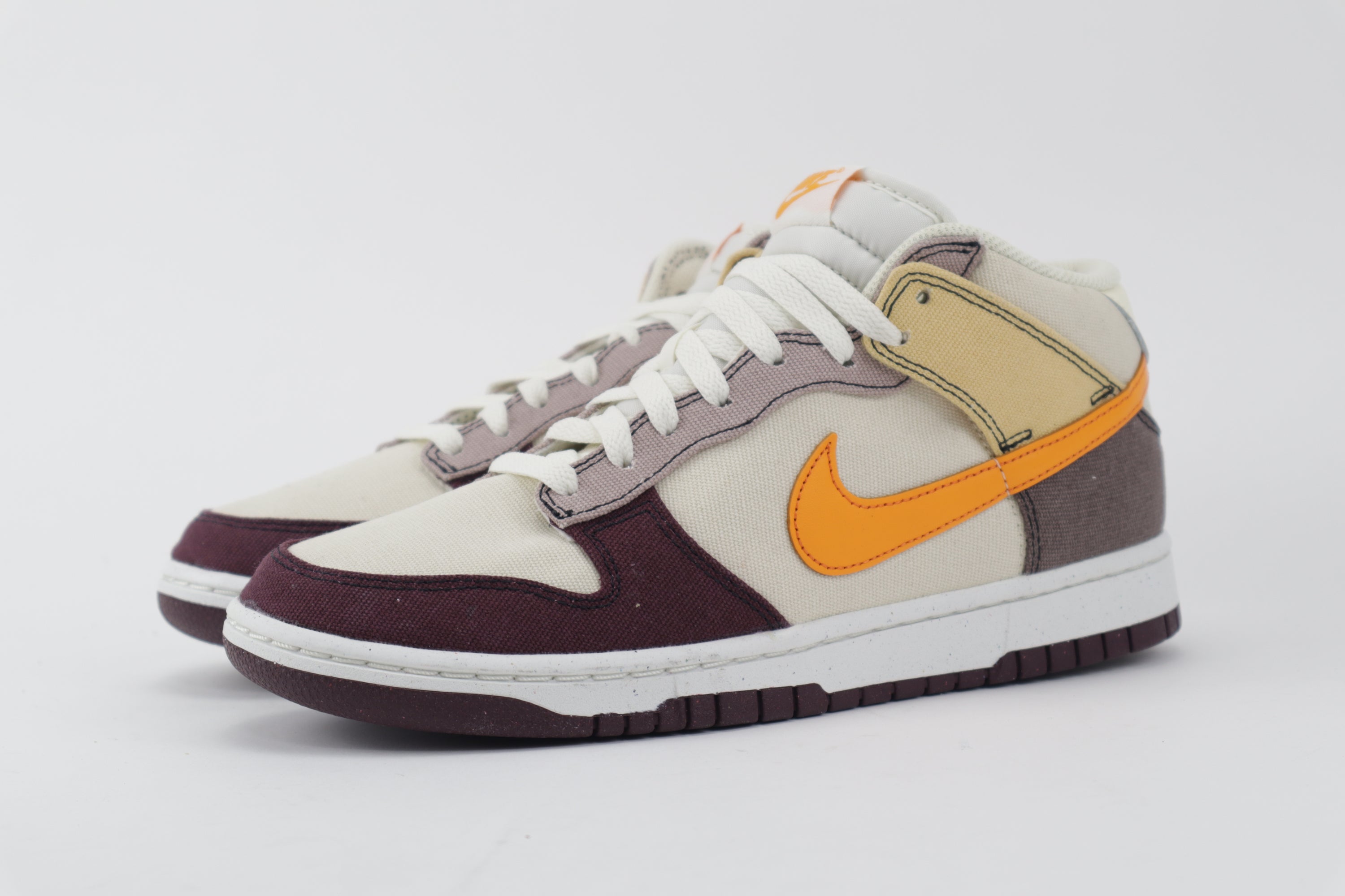 DUNK MID "COCONUT / VIVID ORANGE"
