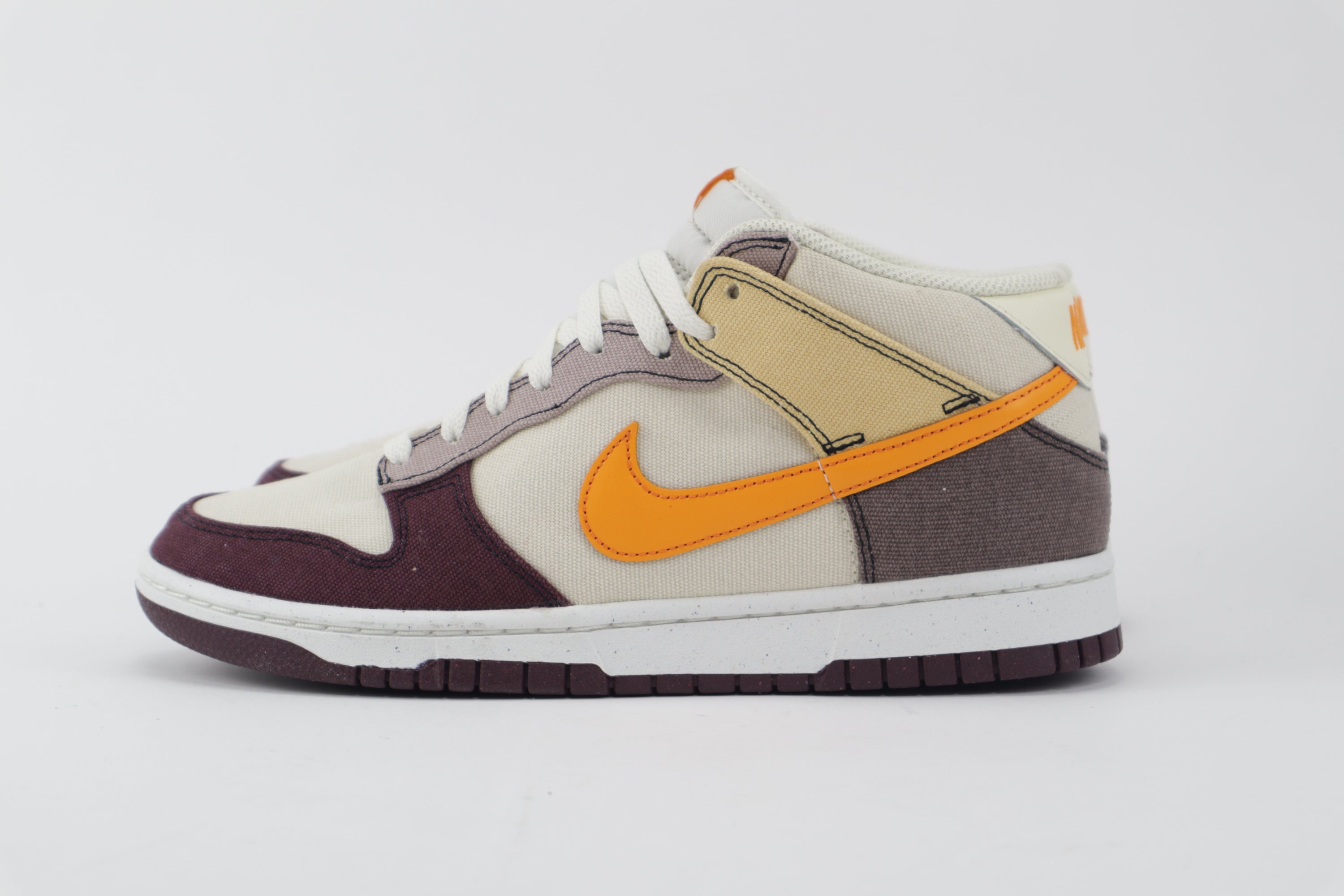 DUNK MID "COCONUT / VIVID ORANGE"