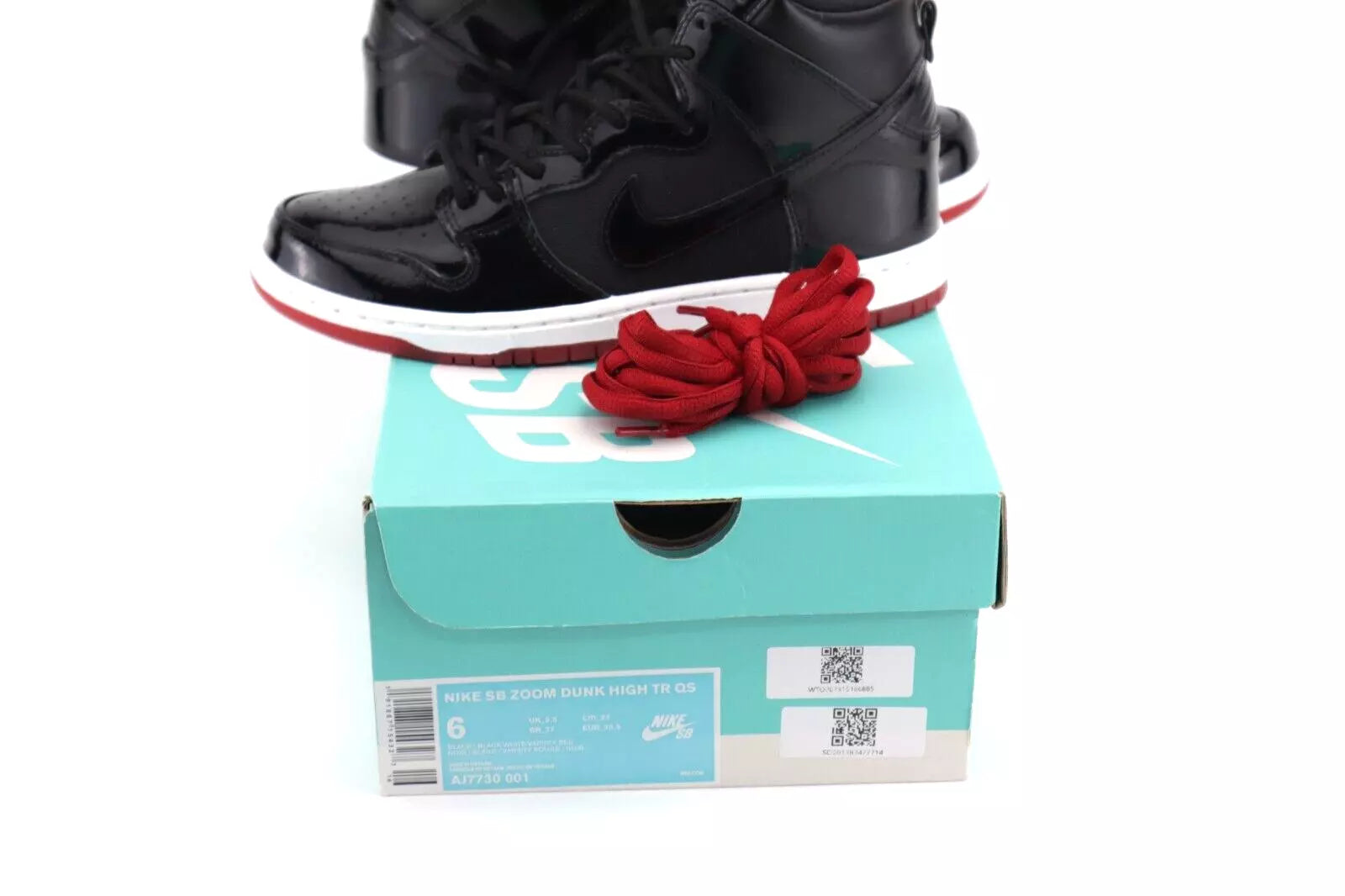DUNK HIGH SB "BRED"