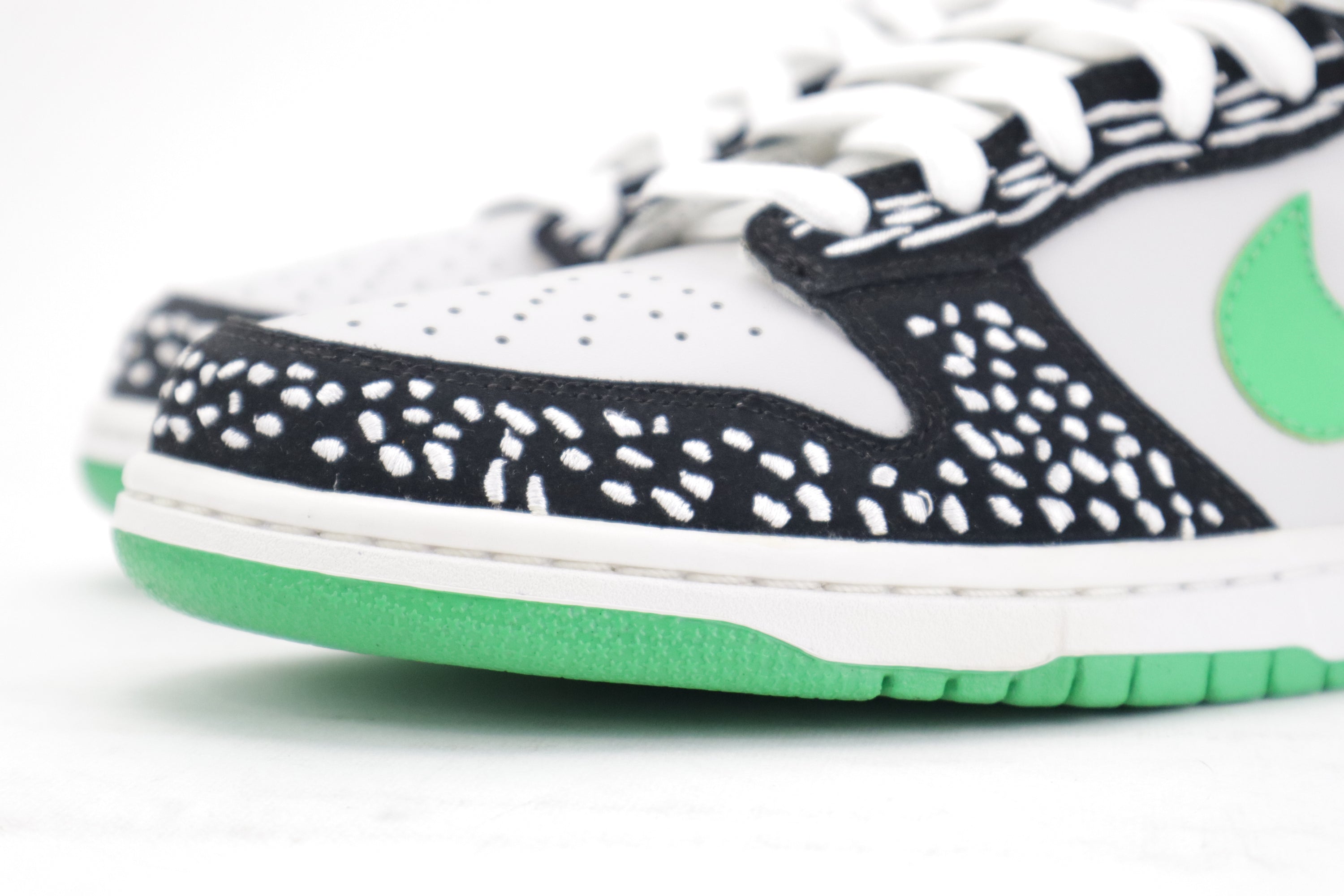 DUNK LOW SB PREMIUM "LOON"