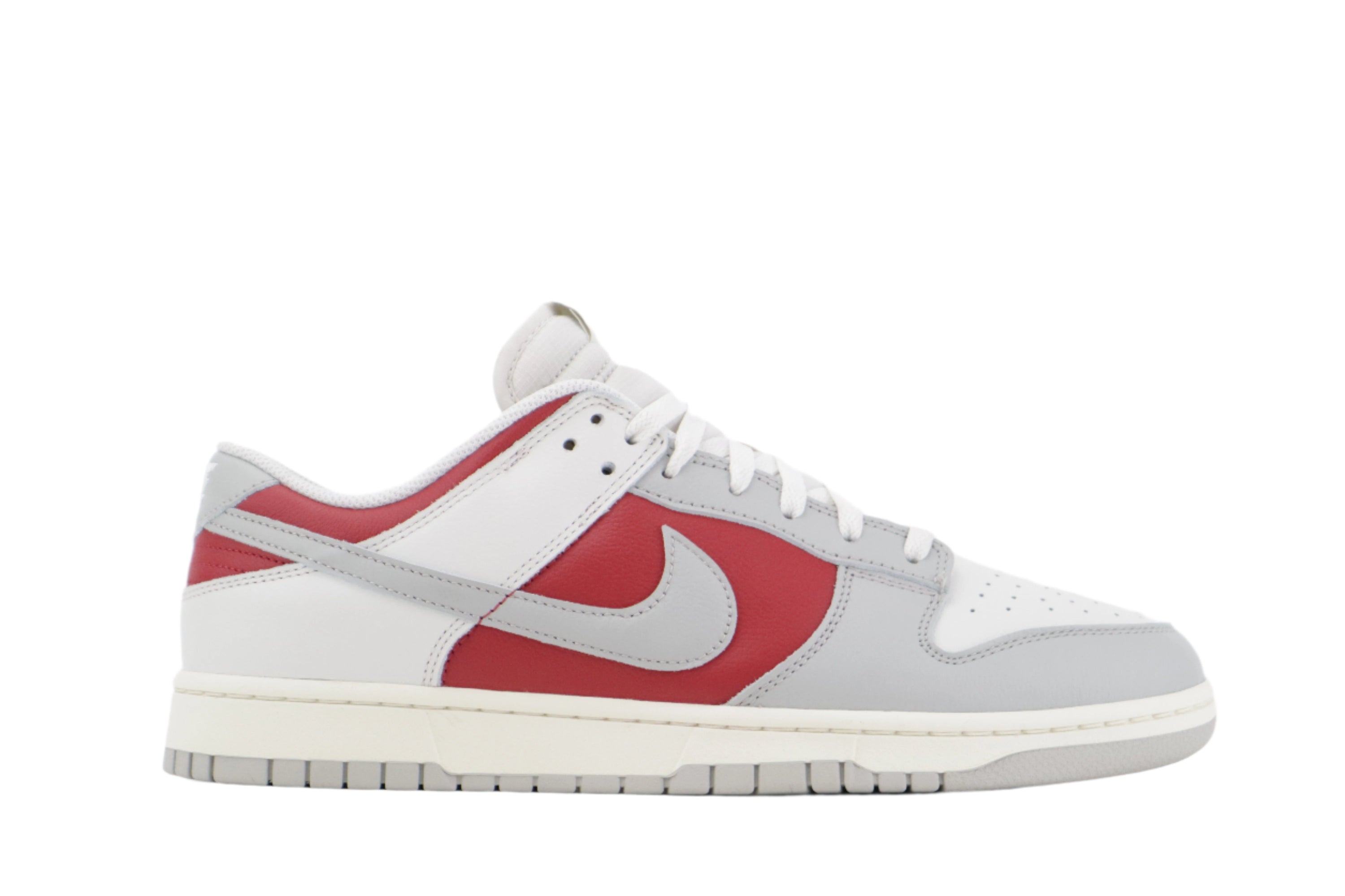 DUNK LOW "GYM RED IRON"