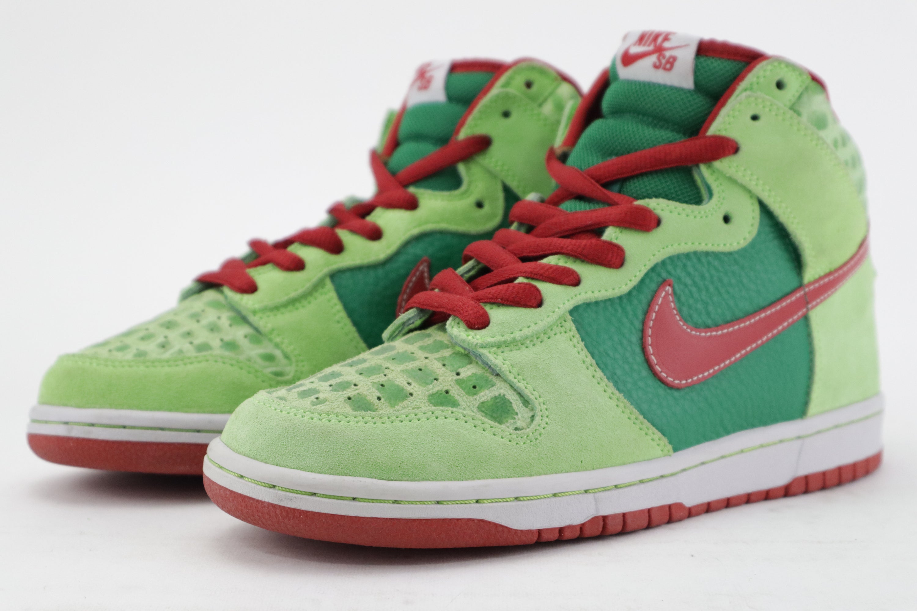 DUNK HIGH PRO SB "DR FEEL GOOD"