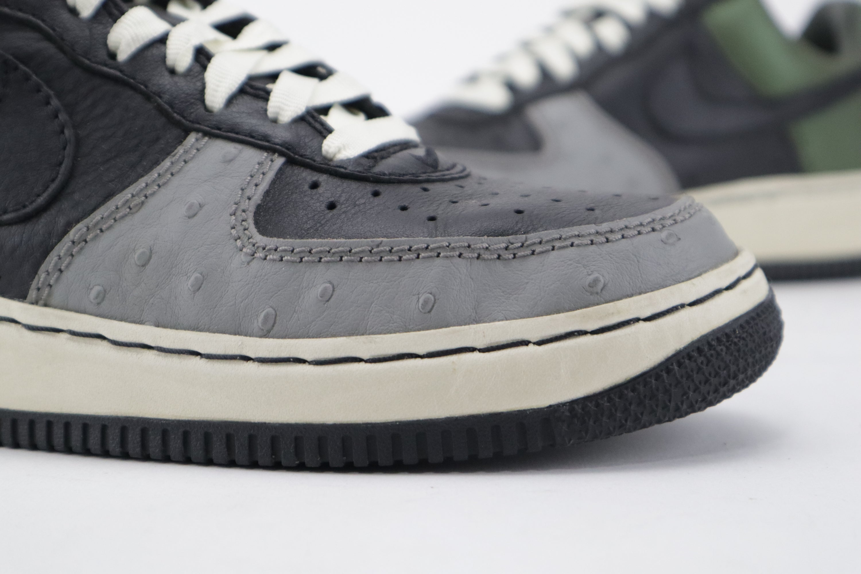 AIR FORCE 1 LOW "INSIDE OUT"