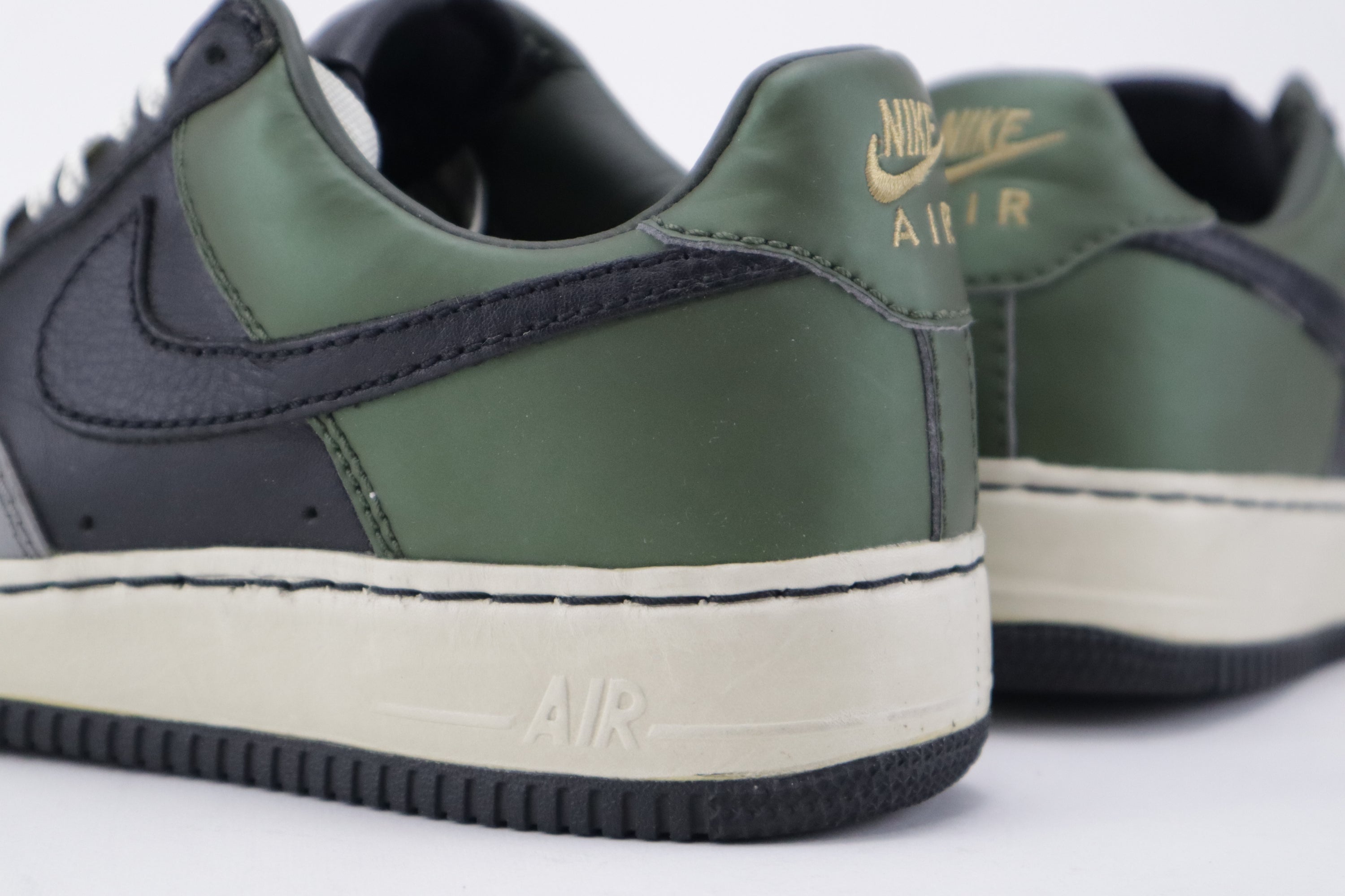 AIR FORCE 1 LOW "INSIDE OUT"