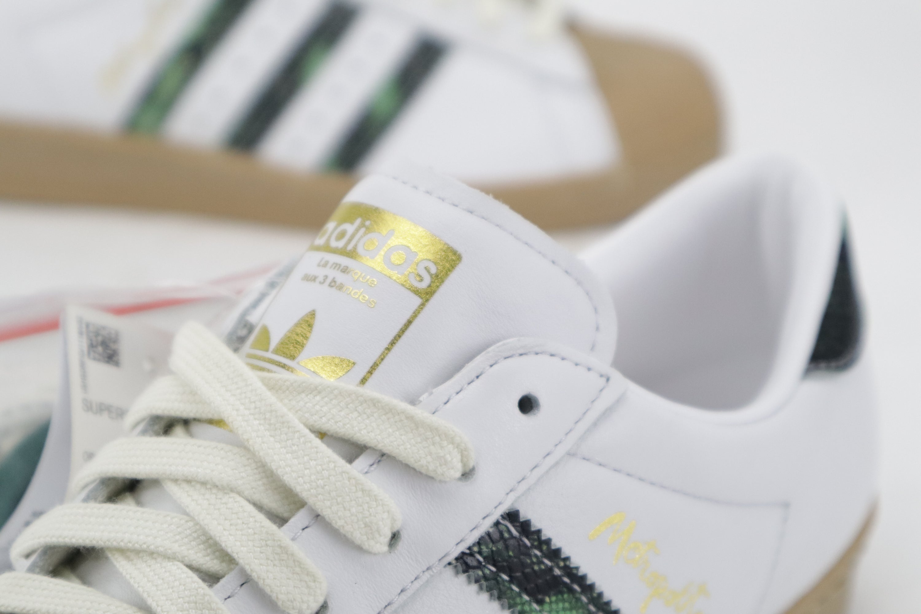 SUPERSTAR 80S X METROPOLIS "SNAKESKIN"