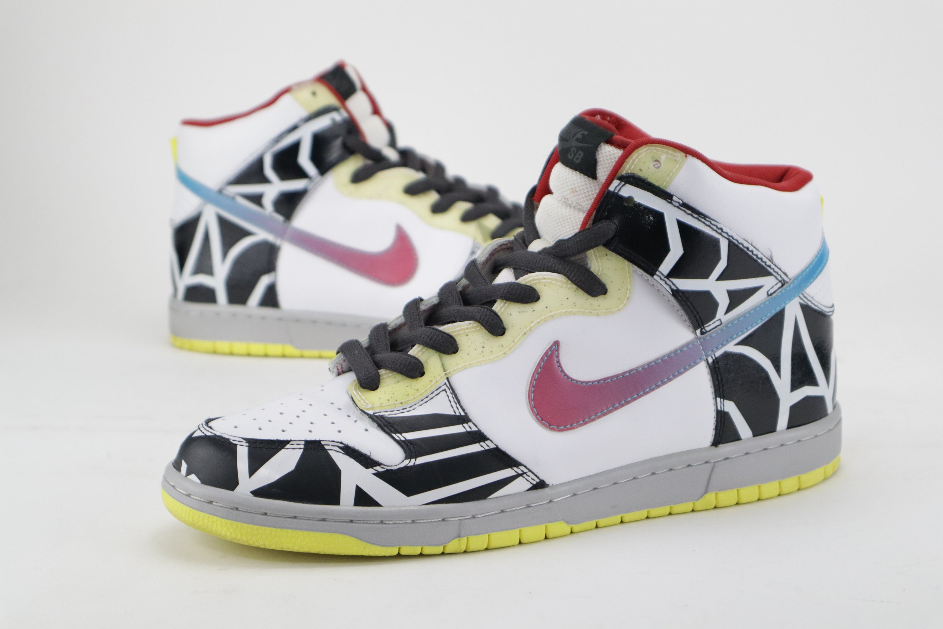 DUNK HIGH SB "THRASHIN"