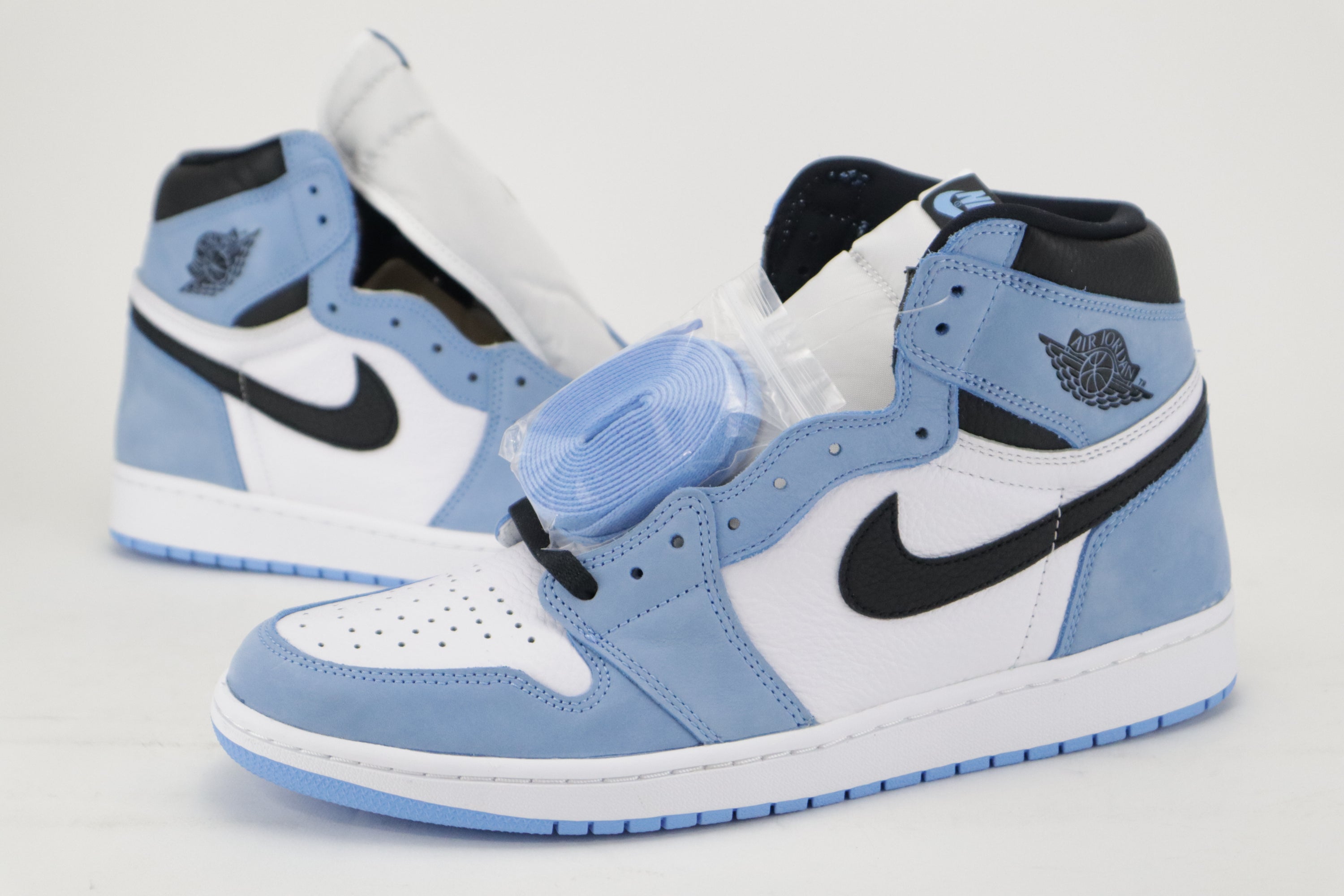 RETRO 1 HIGH OG "UNIVERSITY BLUE"