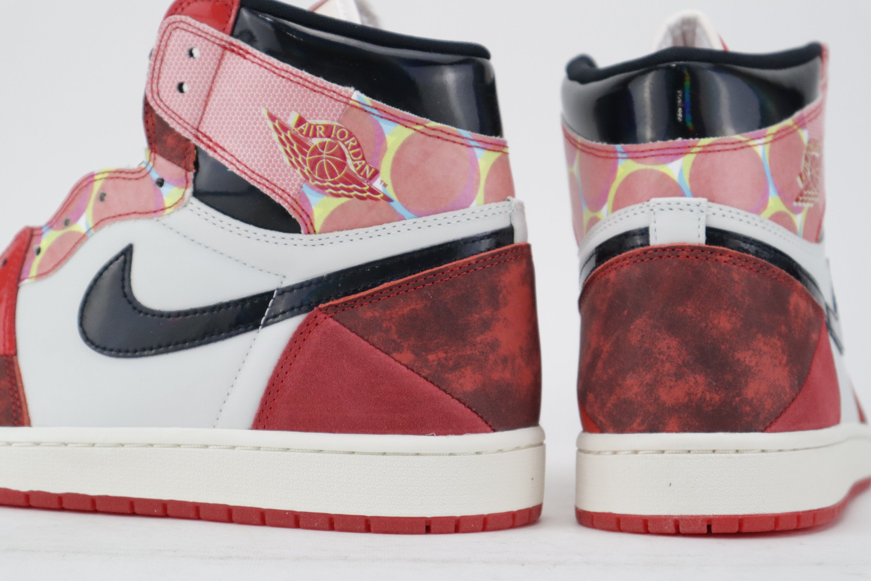 RETRO 1 HIGH OG SP "SPIDER-VERSE"